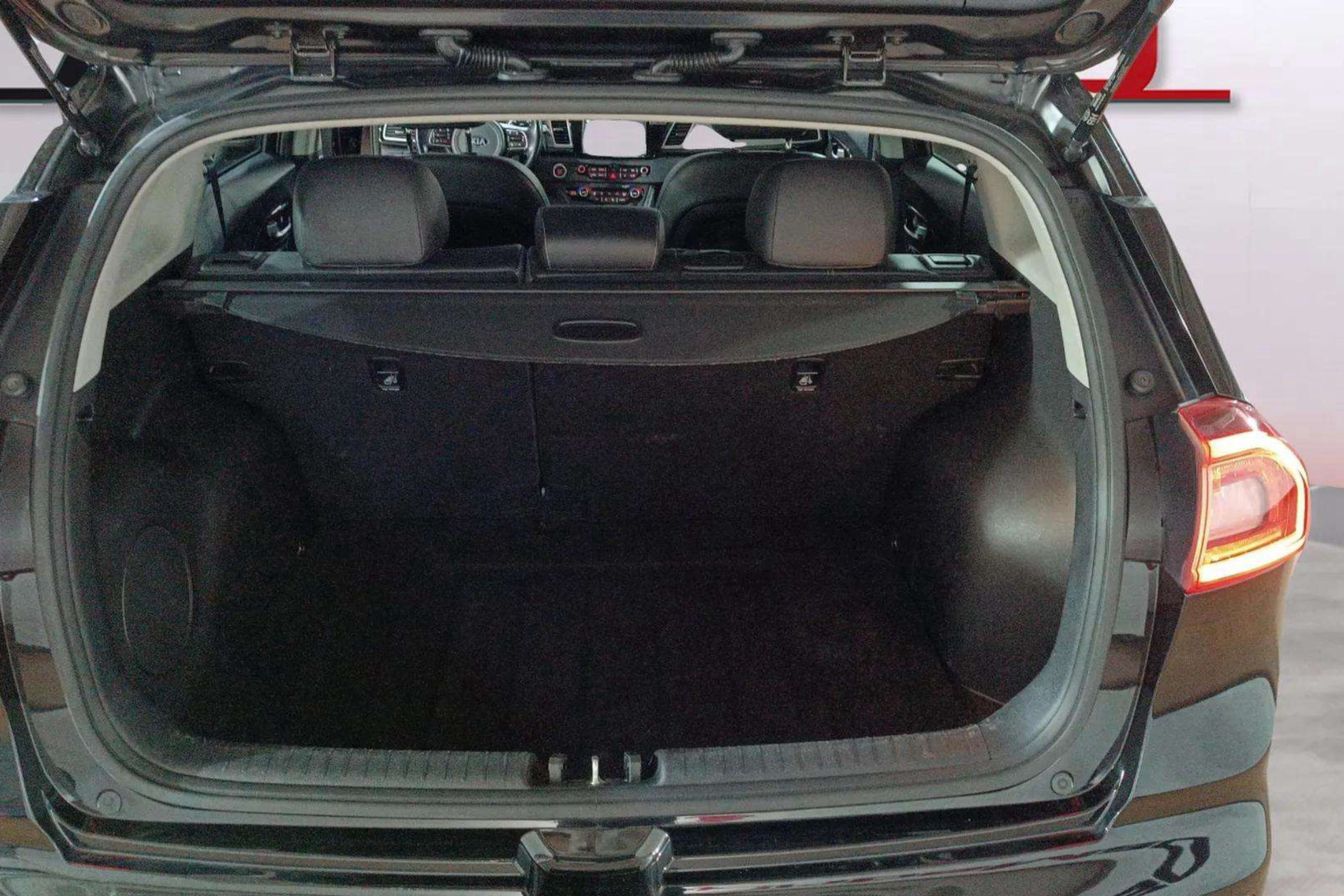 Kia Niro 1.6 GDi Híbrido Emotion - foto 7