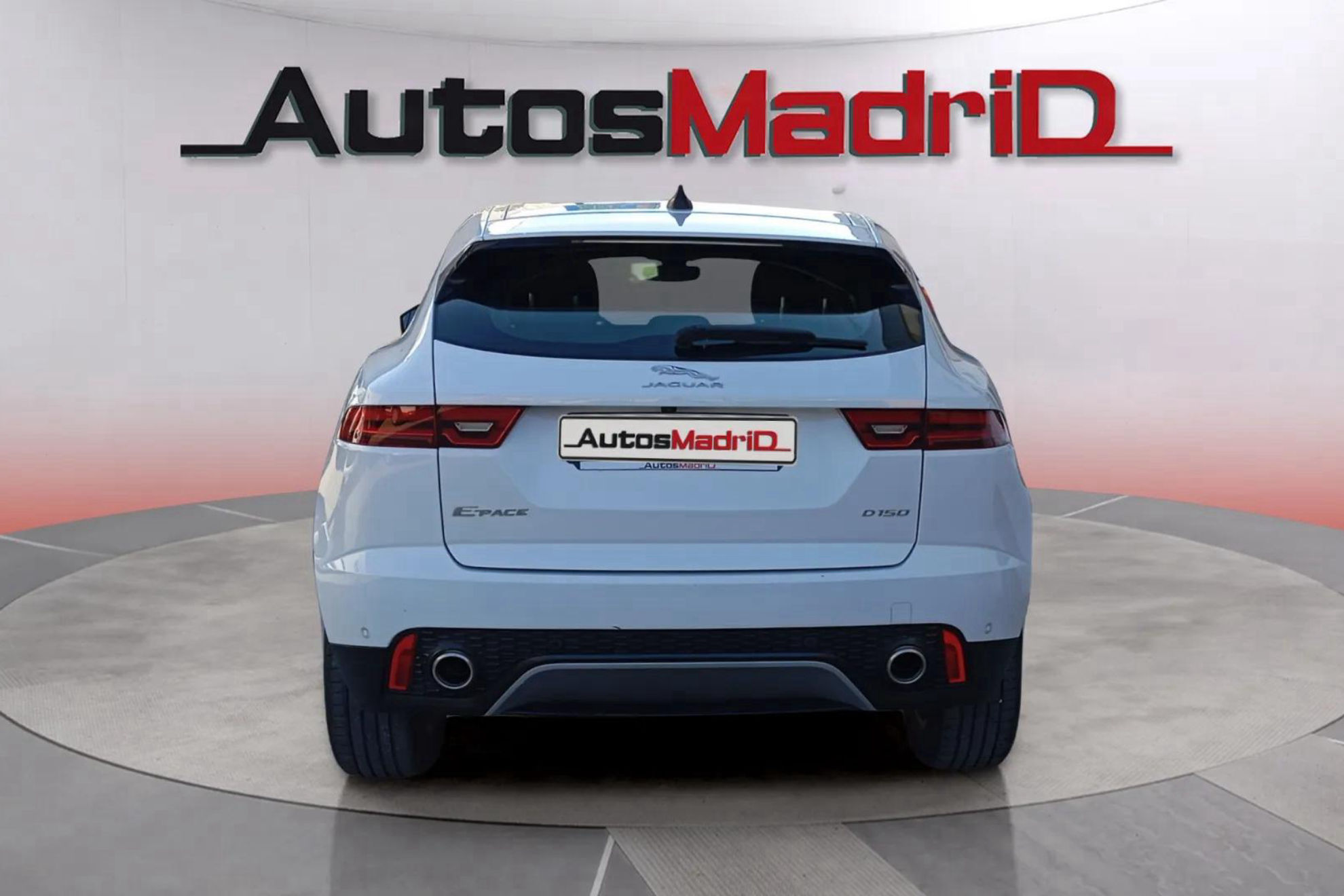 Jaguar E-Pace 2.0D - foto 5