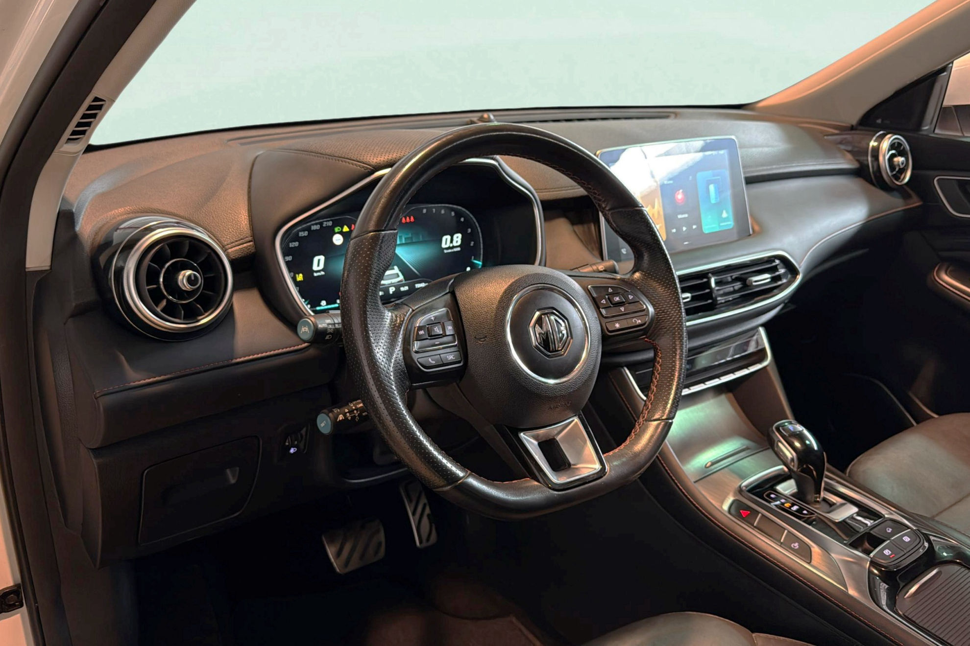 MG HS 1.5 Turbo GDI Luxury DCT - foto 11