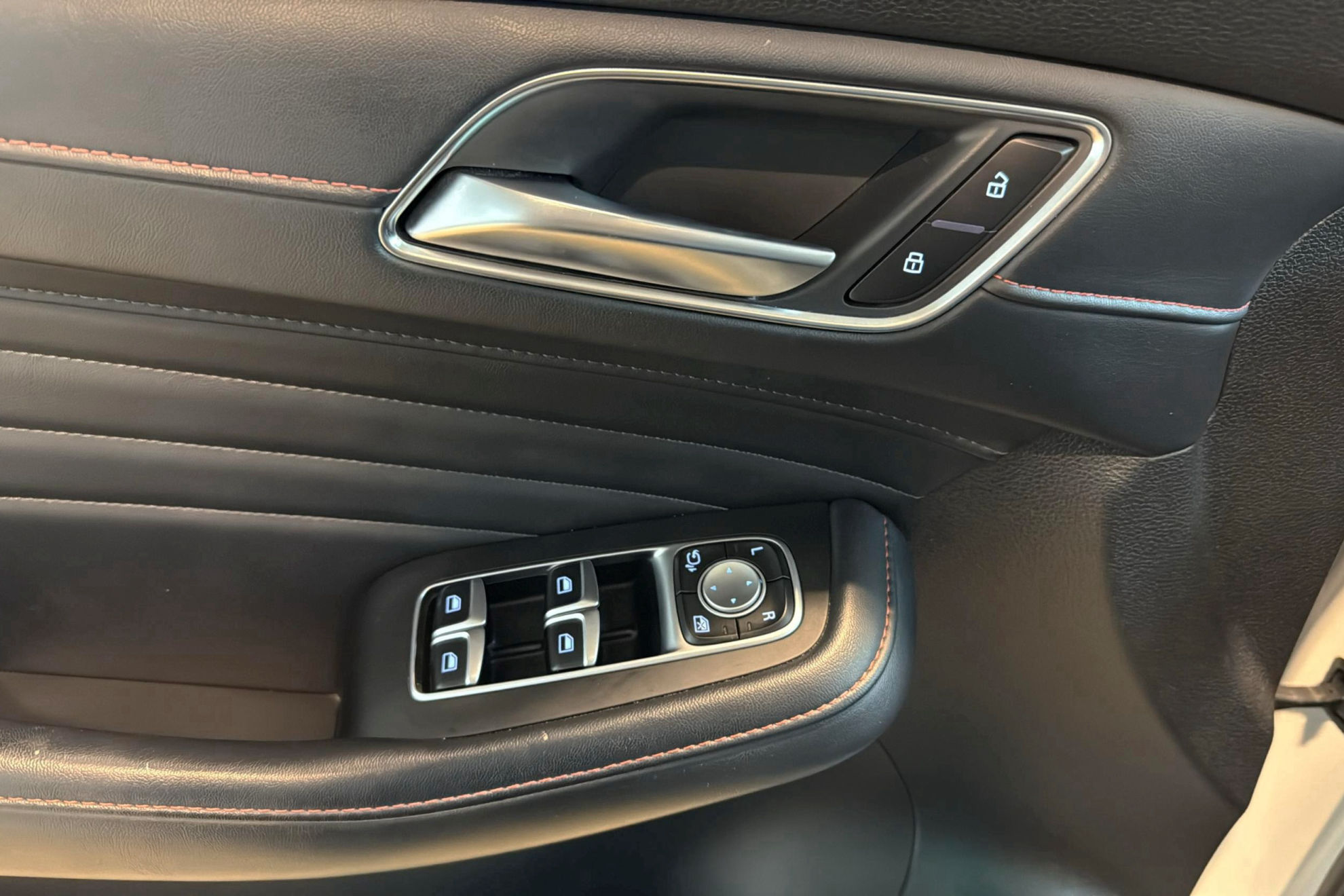 MG HS 1.5 Turbo GDI Luxury DCT - foto 14
