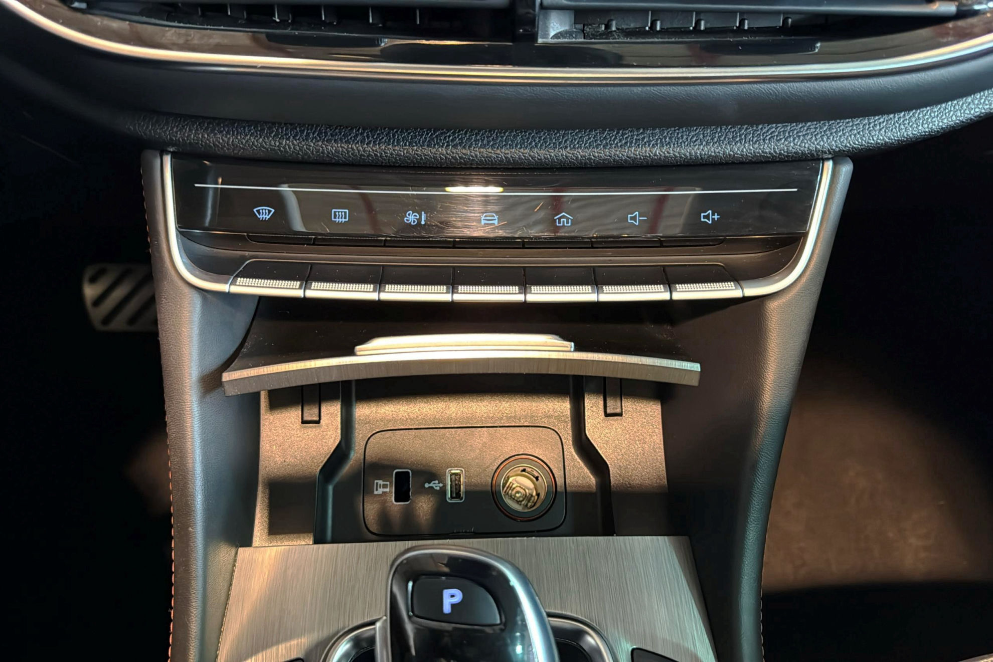 MG HS 1.5 Turbo GDI Luxury DCT - foto 23