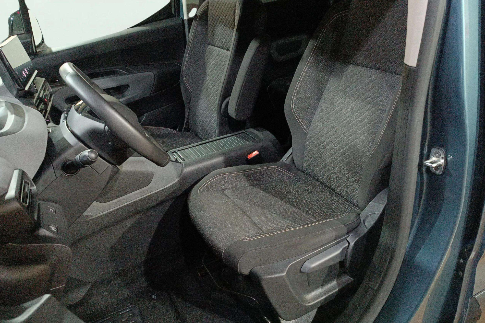 Peugeot Rifter Allure Business Std. BlueHDi 100 - foto 14