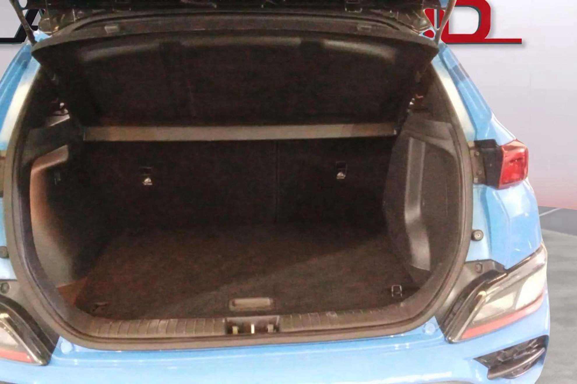 Hyundai Kona 1.0 T-GDi 48V Maxx 4x2 - foto 10
