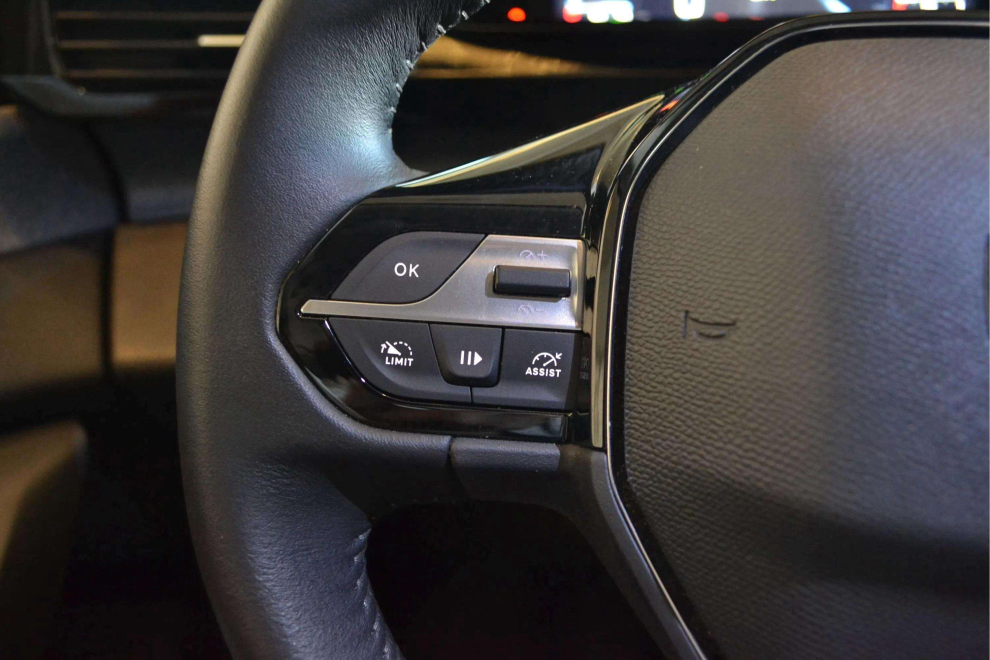 Peugeot 308 Allure PureTech 130 - foto 18