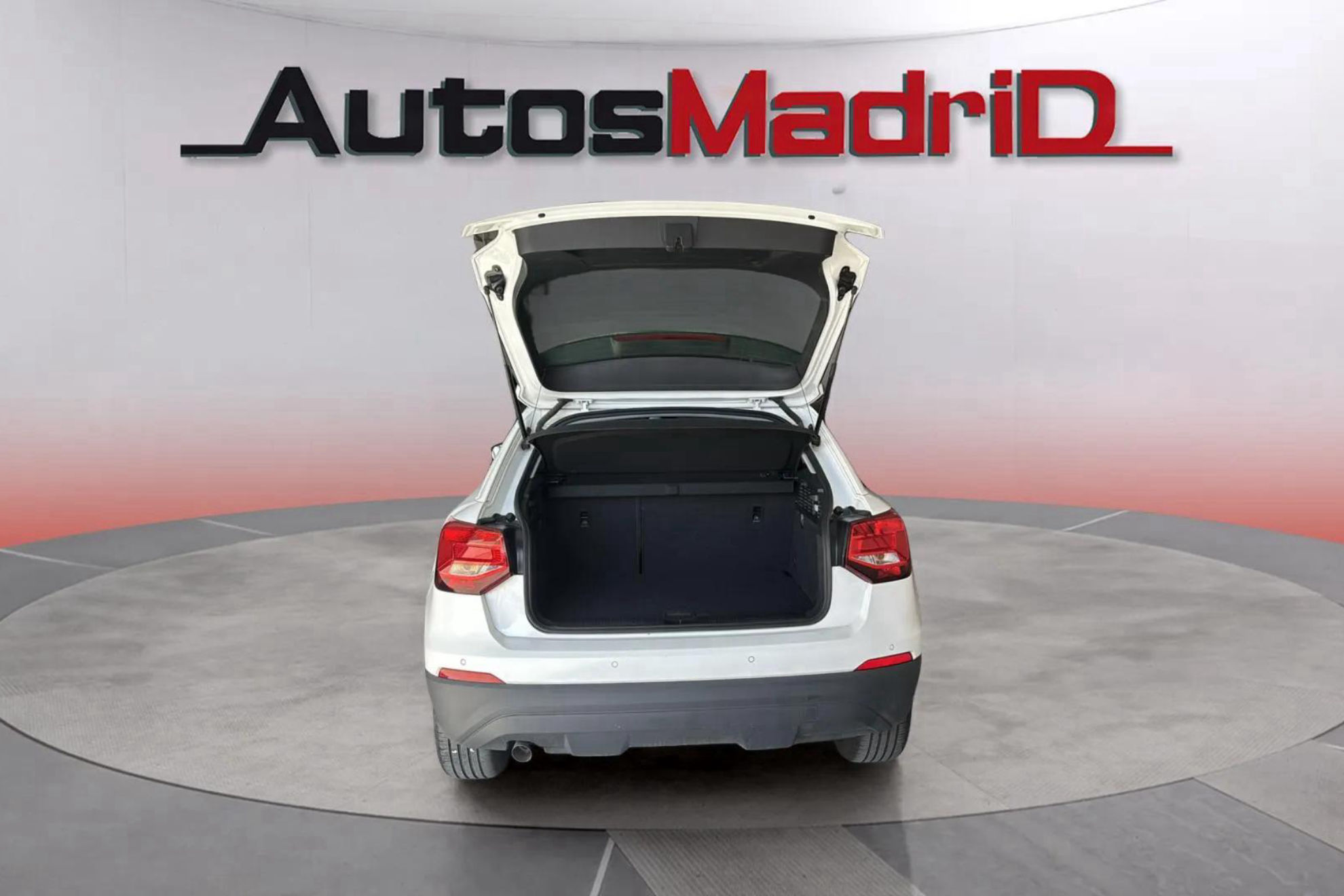 Audi Q2 Advanced 30 TDI S tronic - foto 5