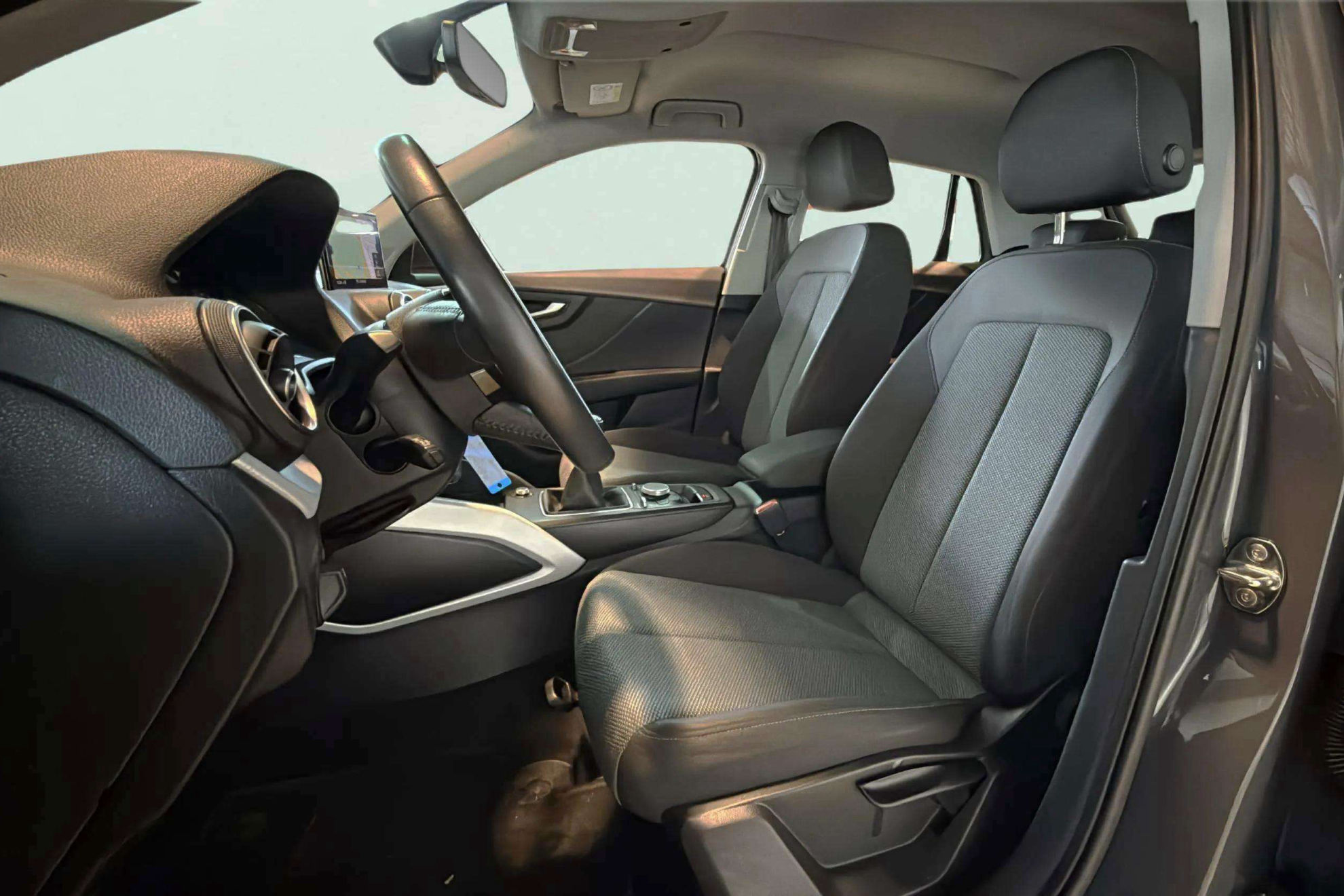 Audi Q2 Design 30 TFSI - foto 12