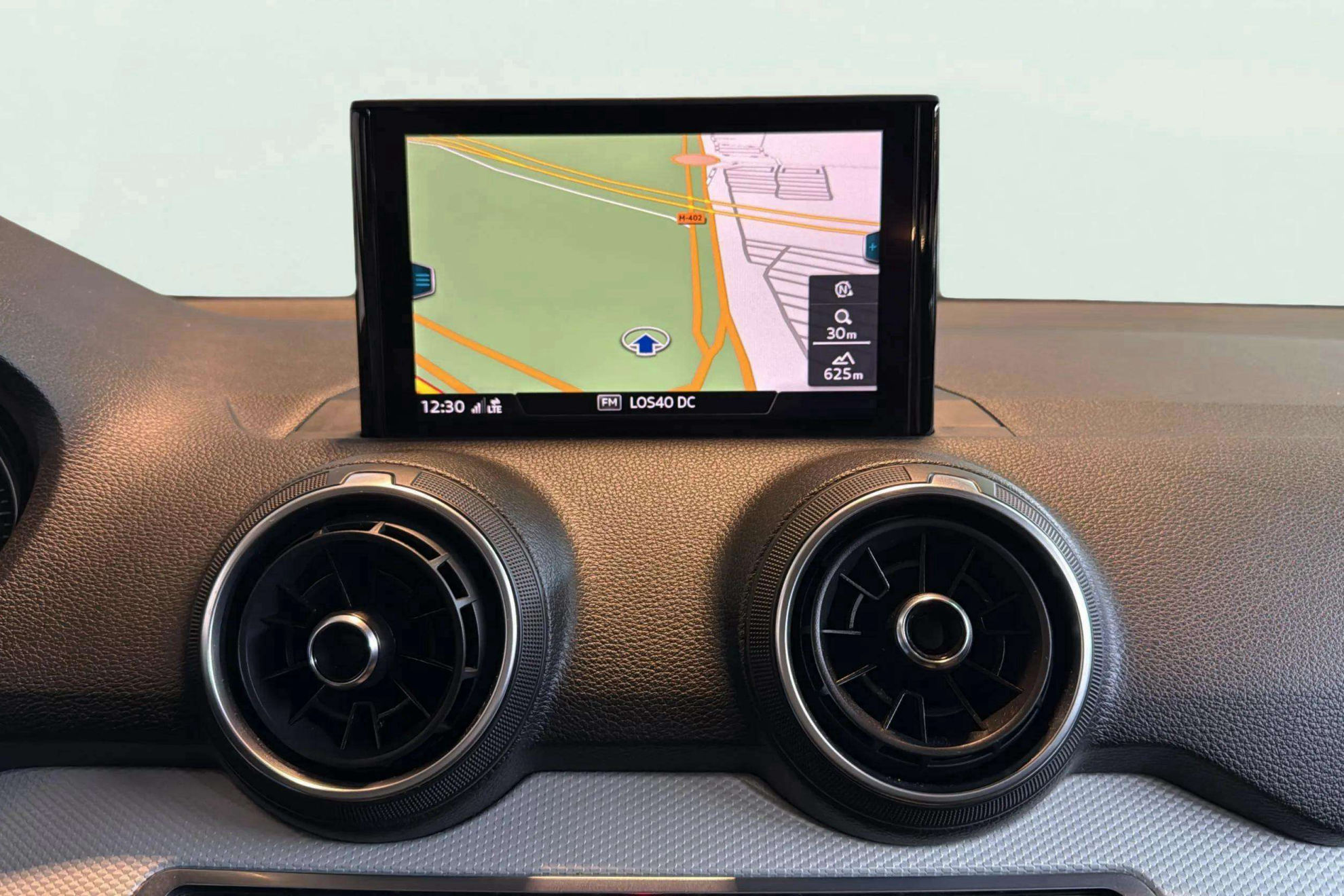 Audi Q2 Design 30 TFSI - foto 22