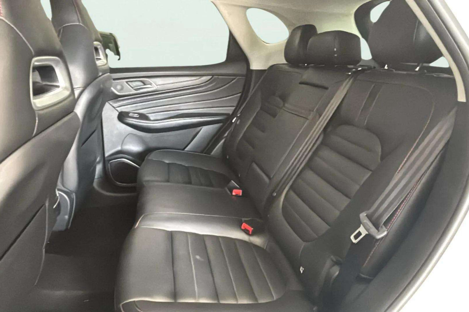 MG HS 1.5 Turbo GDI Luxury DCT - foto 12
