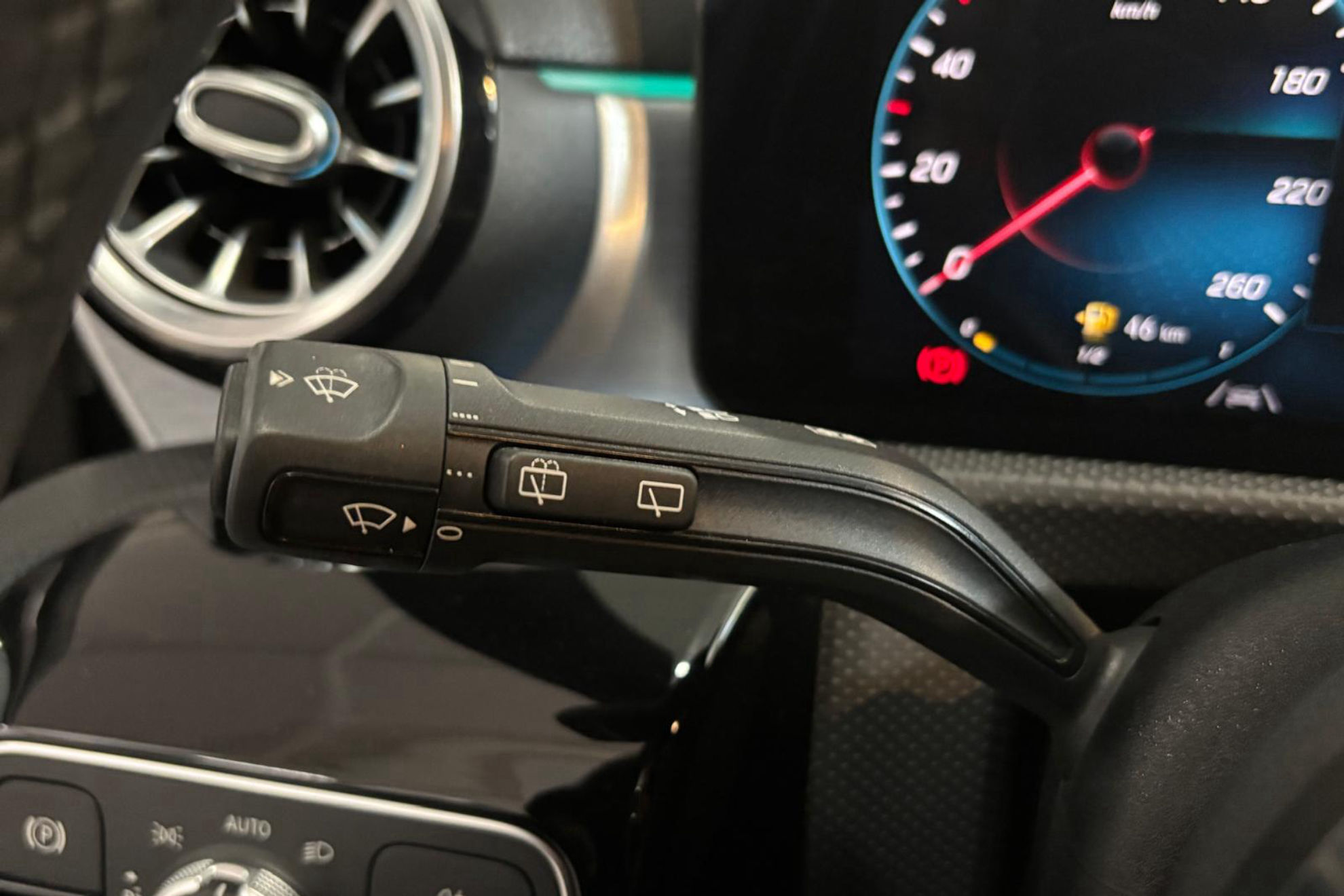 Mercedes-Benz Clase A A 180 d - foto 18