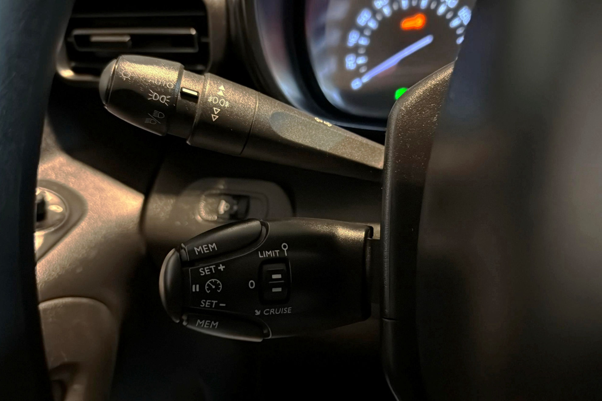 Citroën Berlingo Talla M BlueHDi 100 Live Pack - foto 17