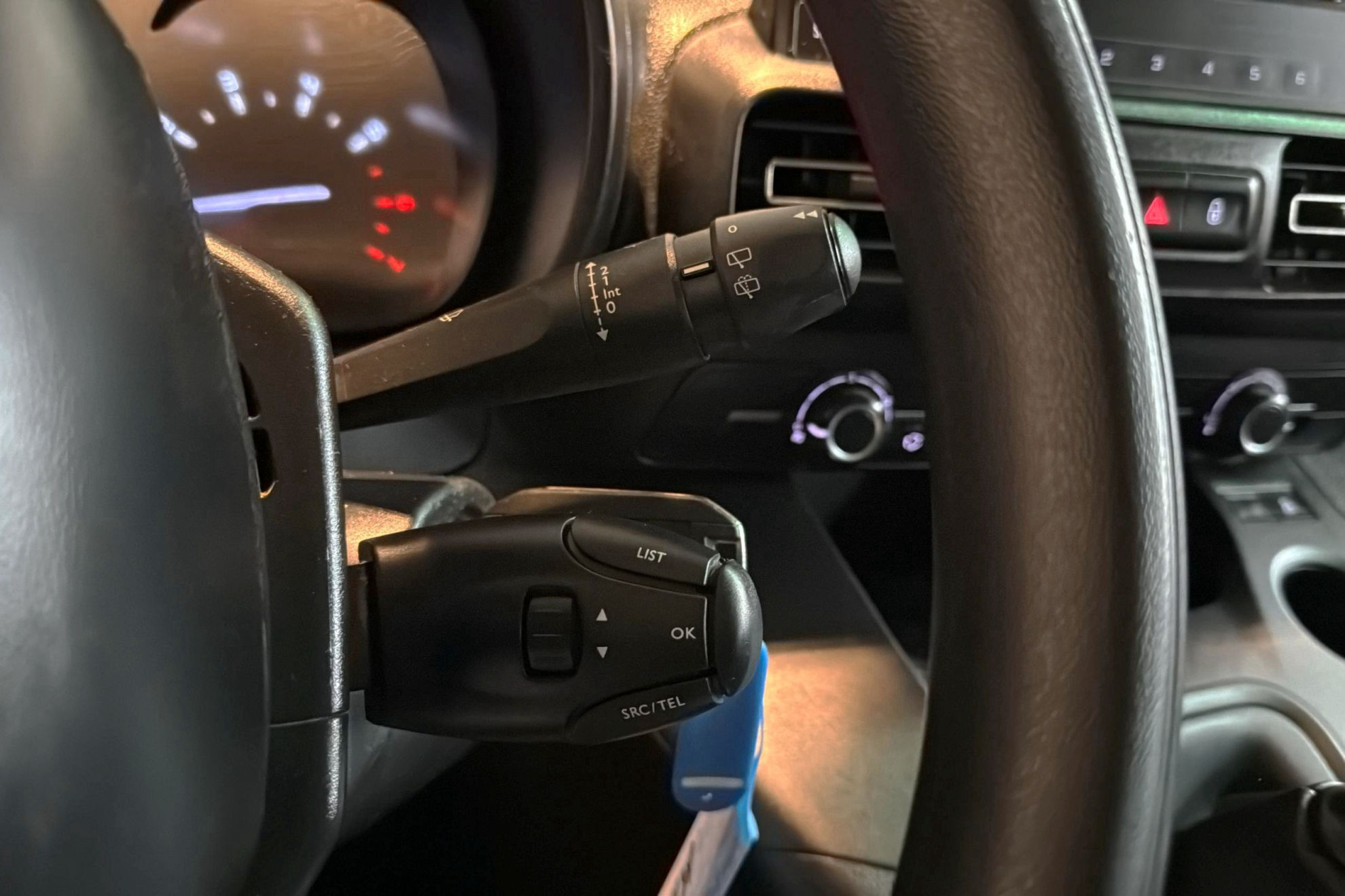 Citroën Berlingo Talla M BlueHDi 100 Live Pack - foto 18
