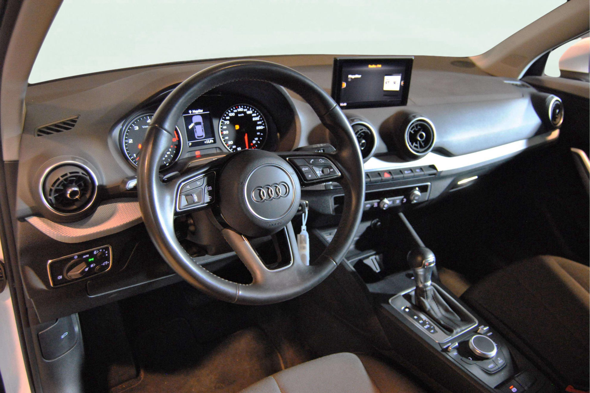 Audi Q2 Advanced 30 TDI S tronic - foto 9