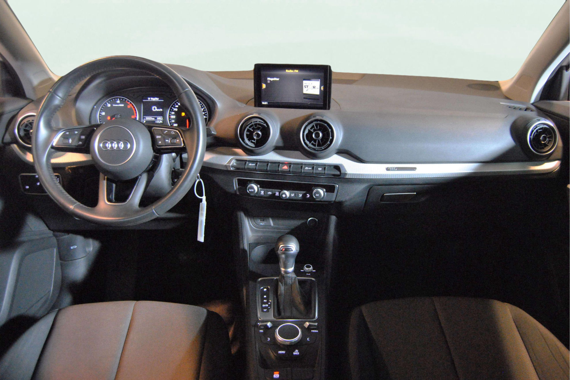 Audi Q2 Advanced 30 TDI S tronic - foto 14