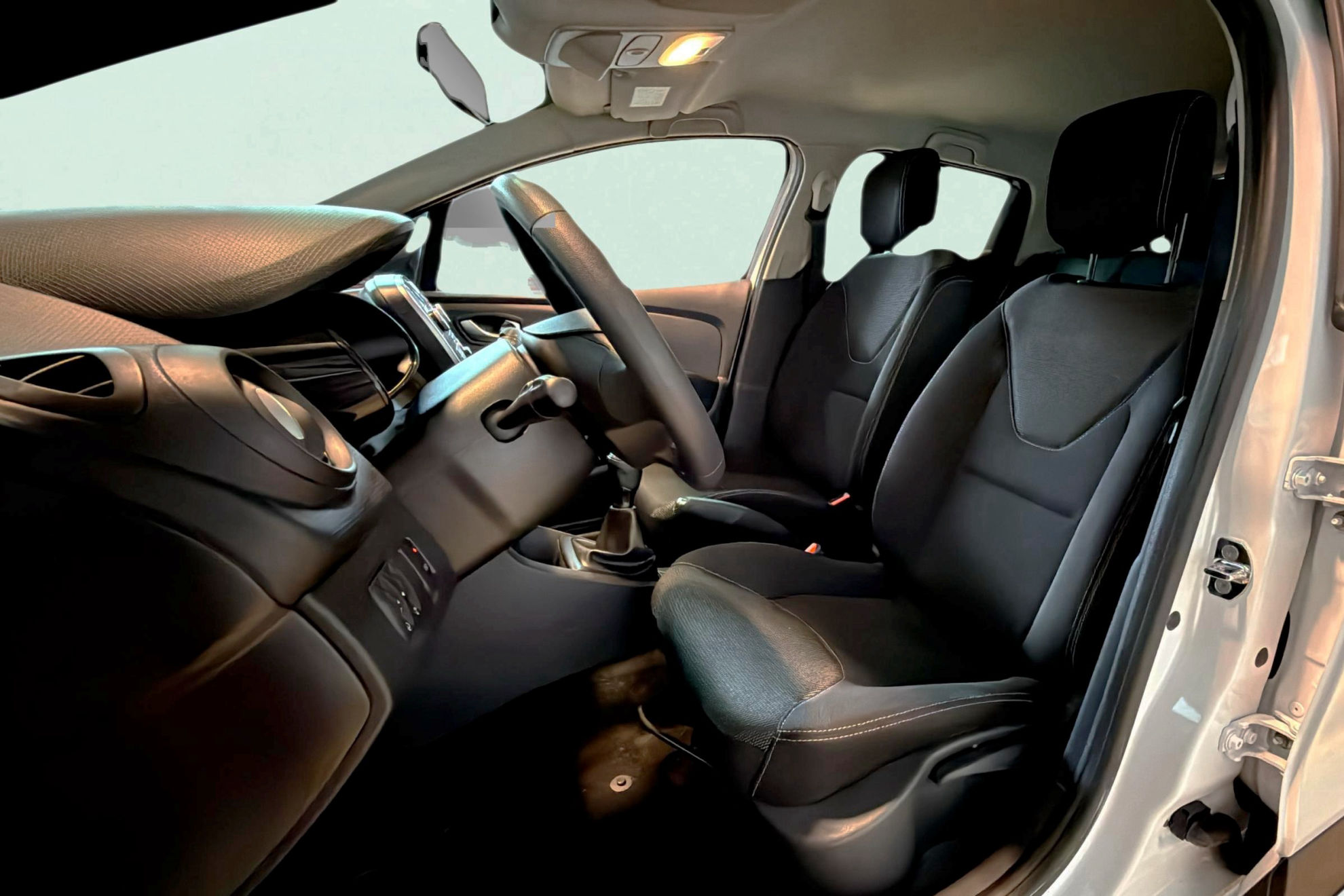 Renault Clio Life Energy dCi - foto 12