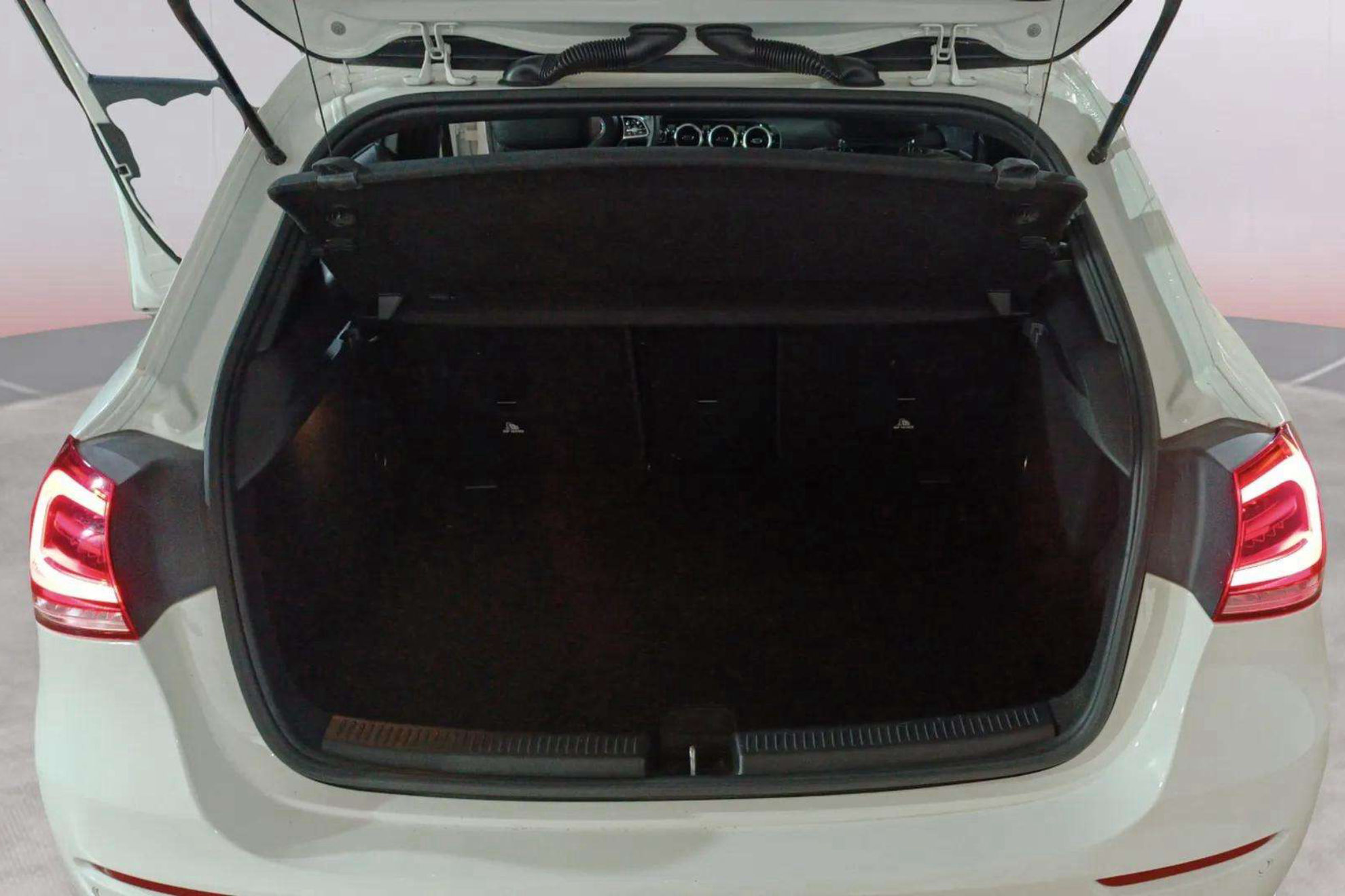 Mercedes-Benz Clase A A 180 d - foto 7