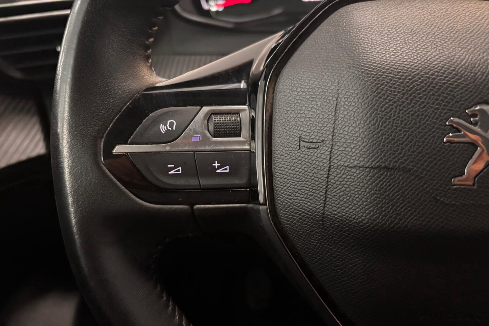 Peugeot 3008 225 e-EAT8 Allure Pack - foto 19