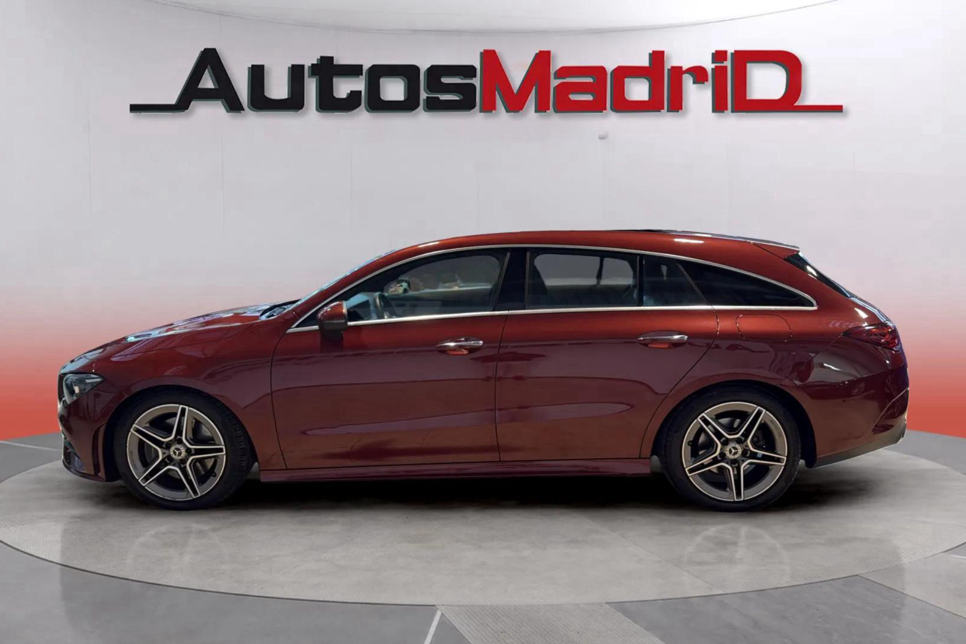 Mercedes-Benz CLA 200 D DCT Shooting Brake - foto 4