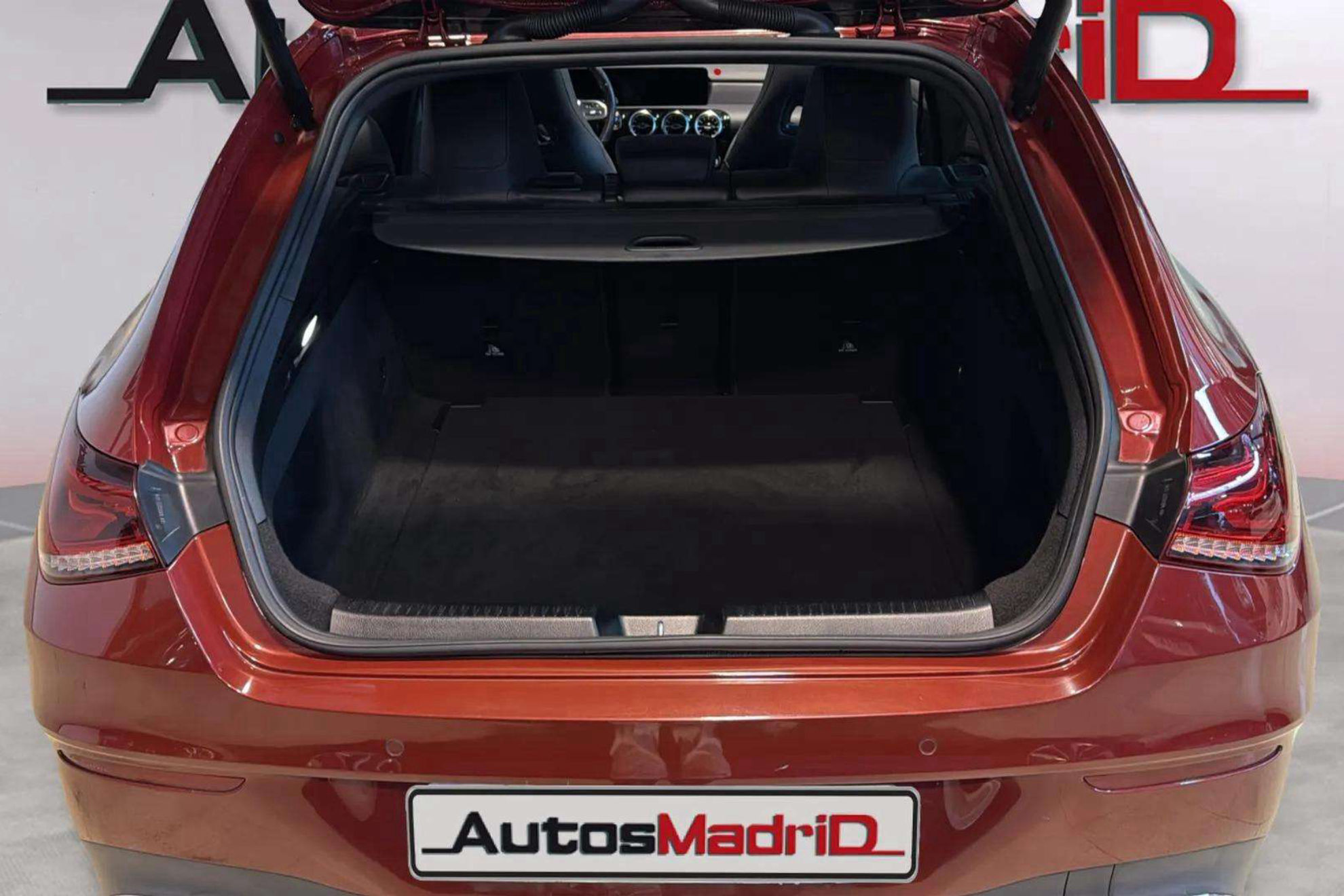 Mercedes-Benz CLA 200 D DCT Shooting Brake - foto 7