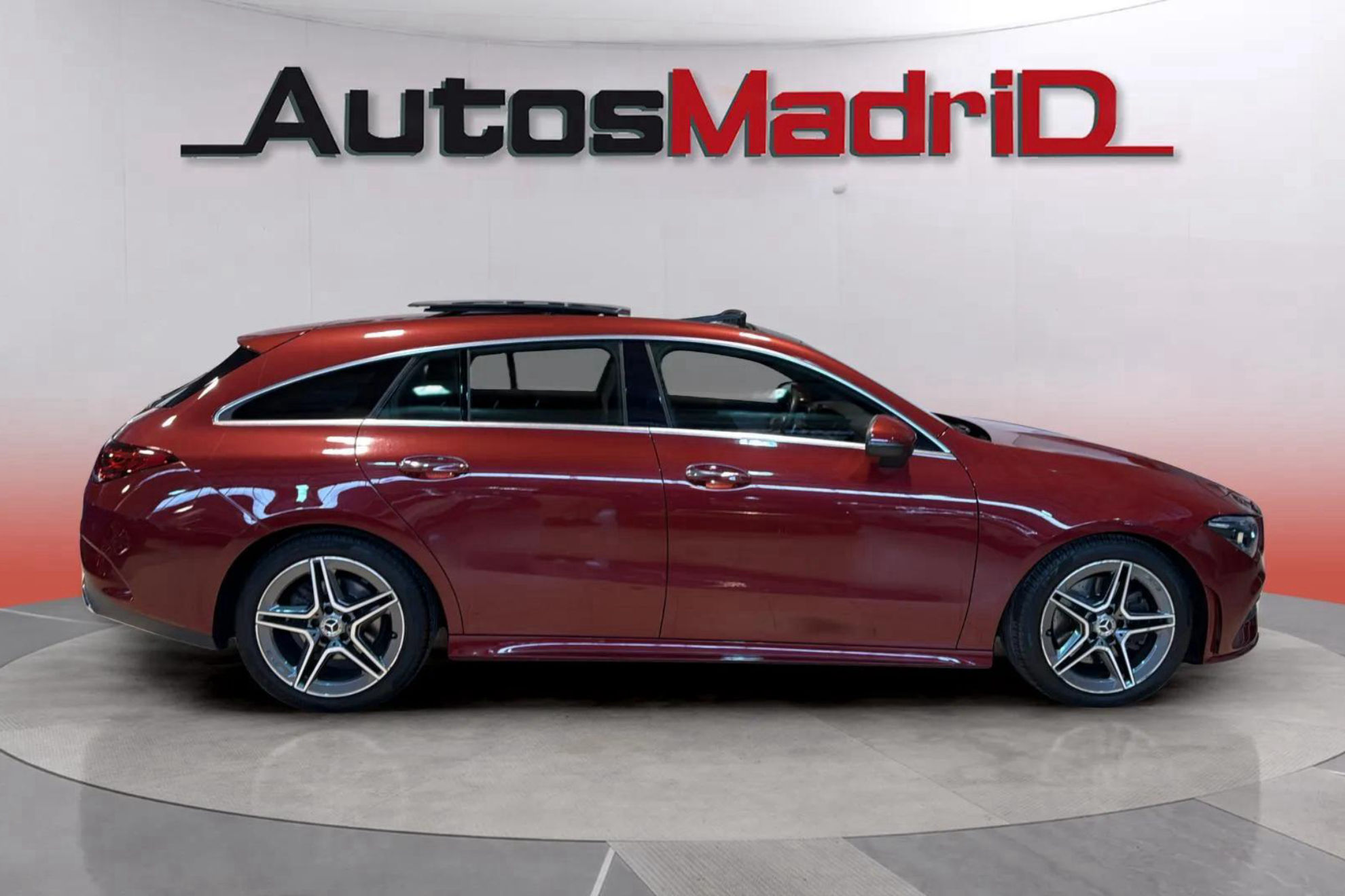 Mercedes-Benz CLA 200 D DCT Shooting Brake - foto 10
