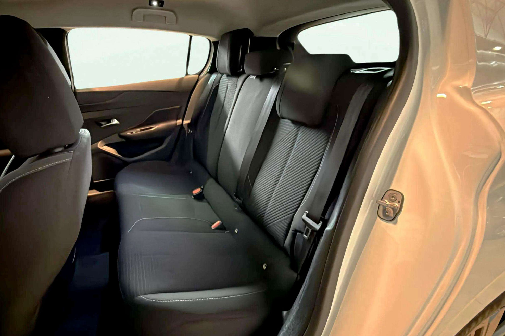 Peugeot 308 Active PureTech 130 - foto 13