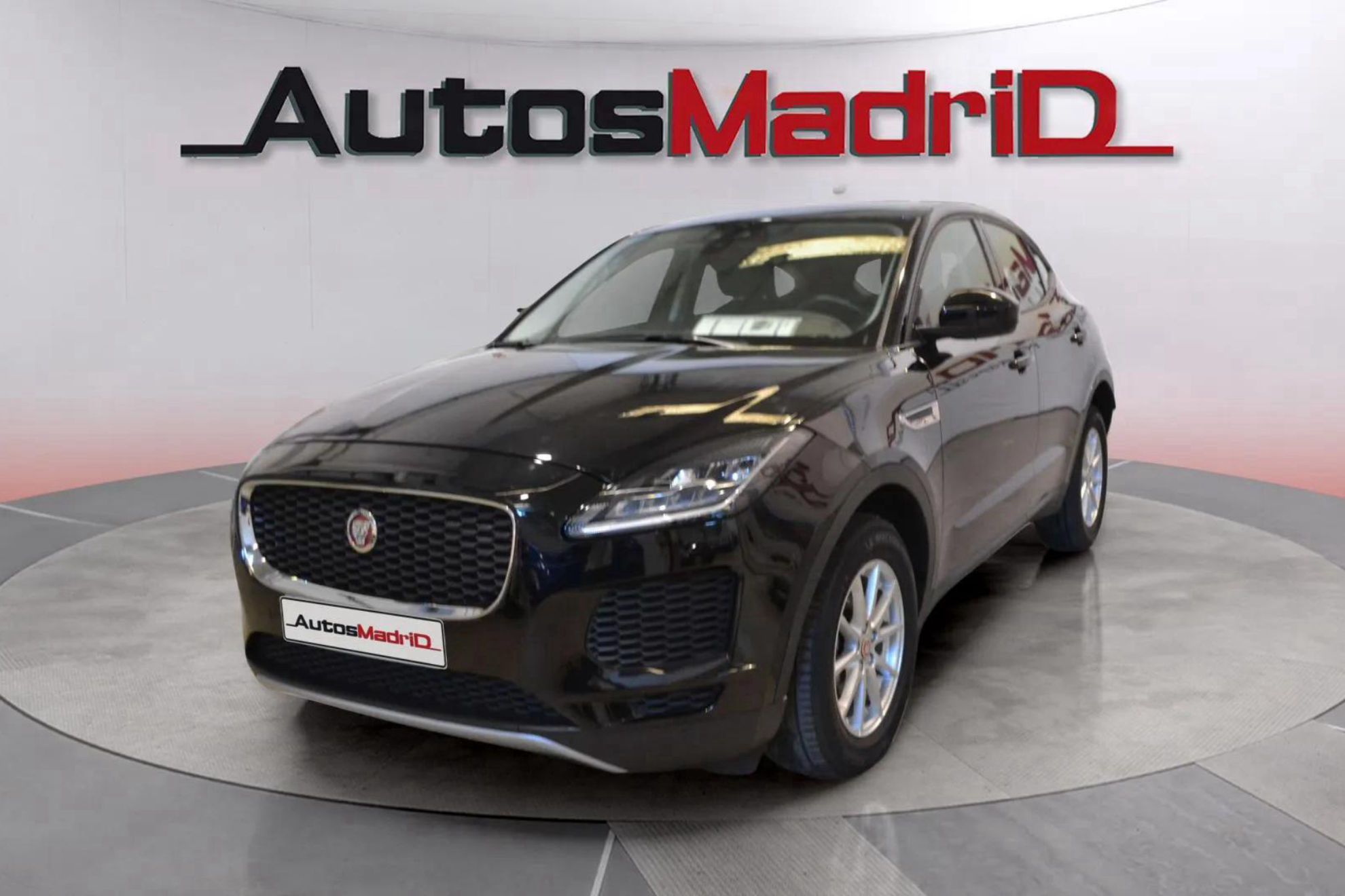 Jaguar E-Pace 2.0D - foto 3