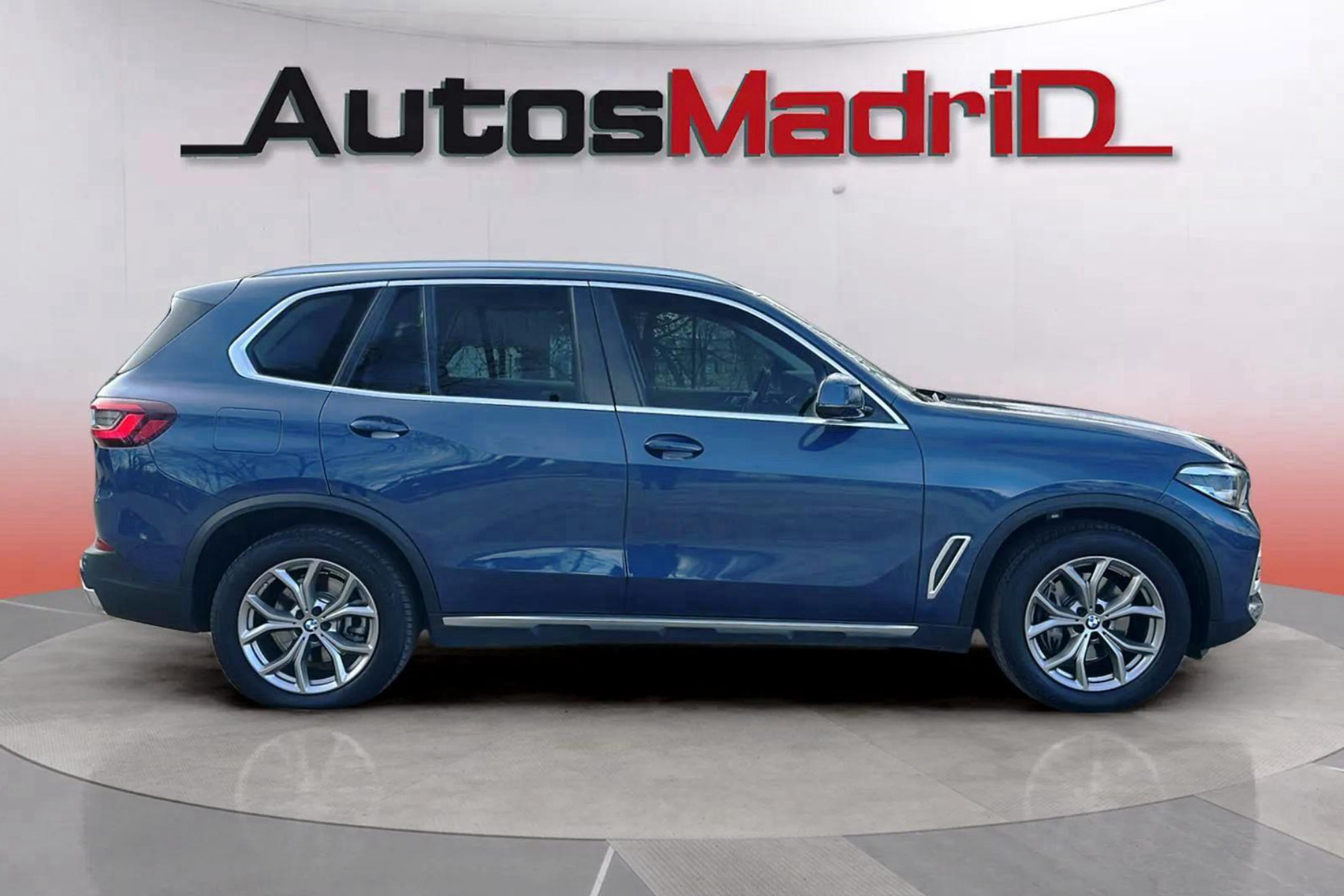 BMW X5 xDrive30d - foto 4