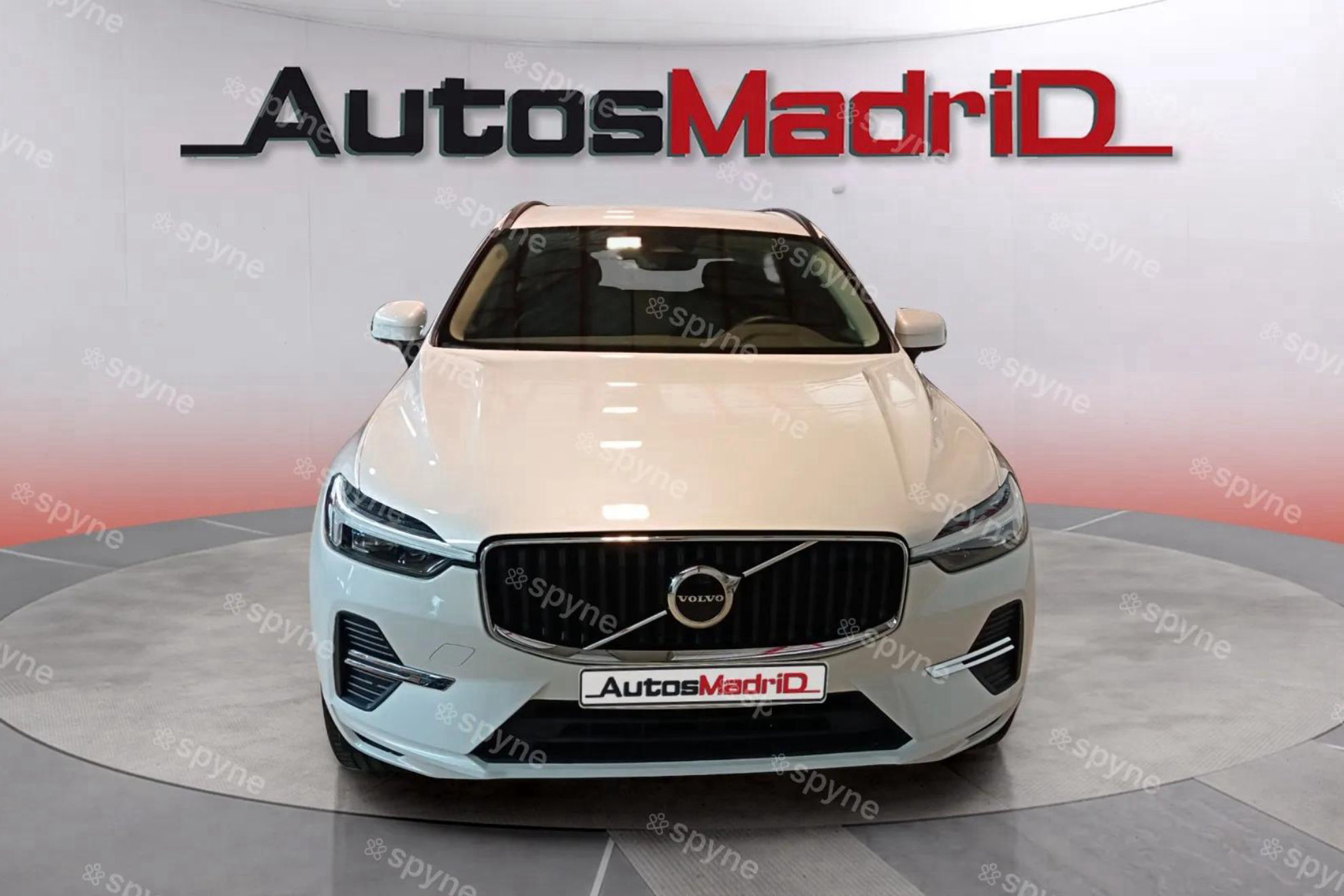 Volvo XC60 2.0 B4 D Core - foto 2