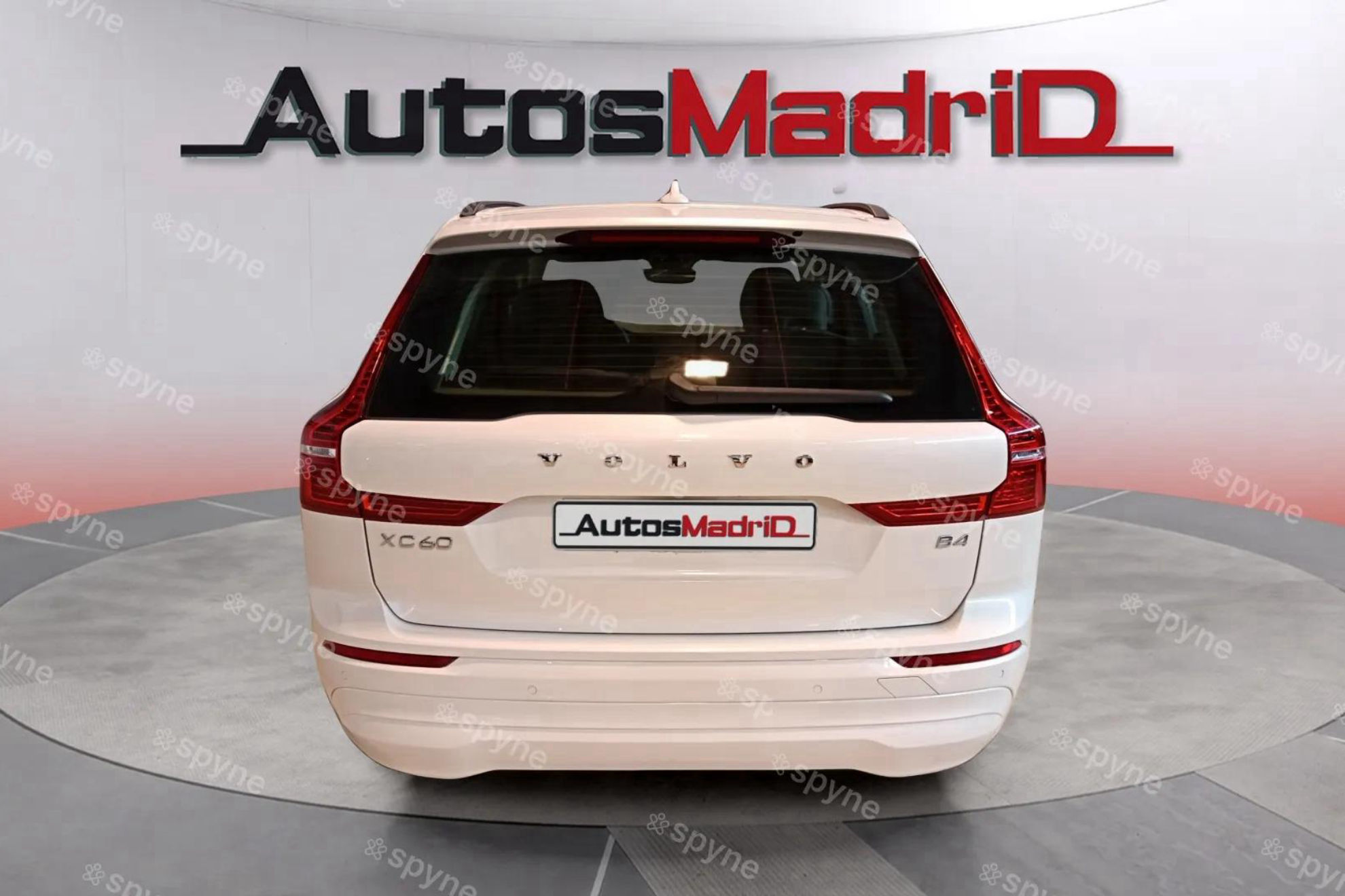 Volvo XC60 2.0 B4 D Core - foto 6