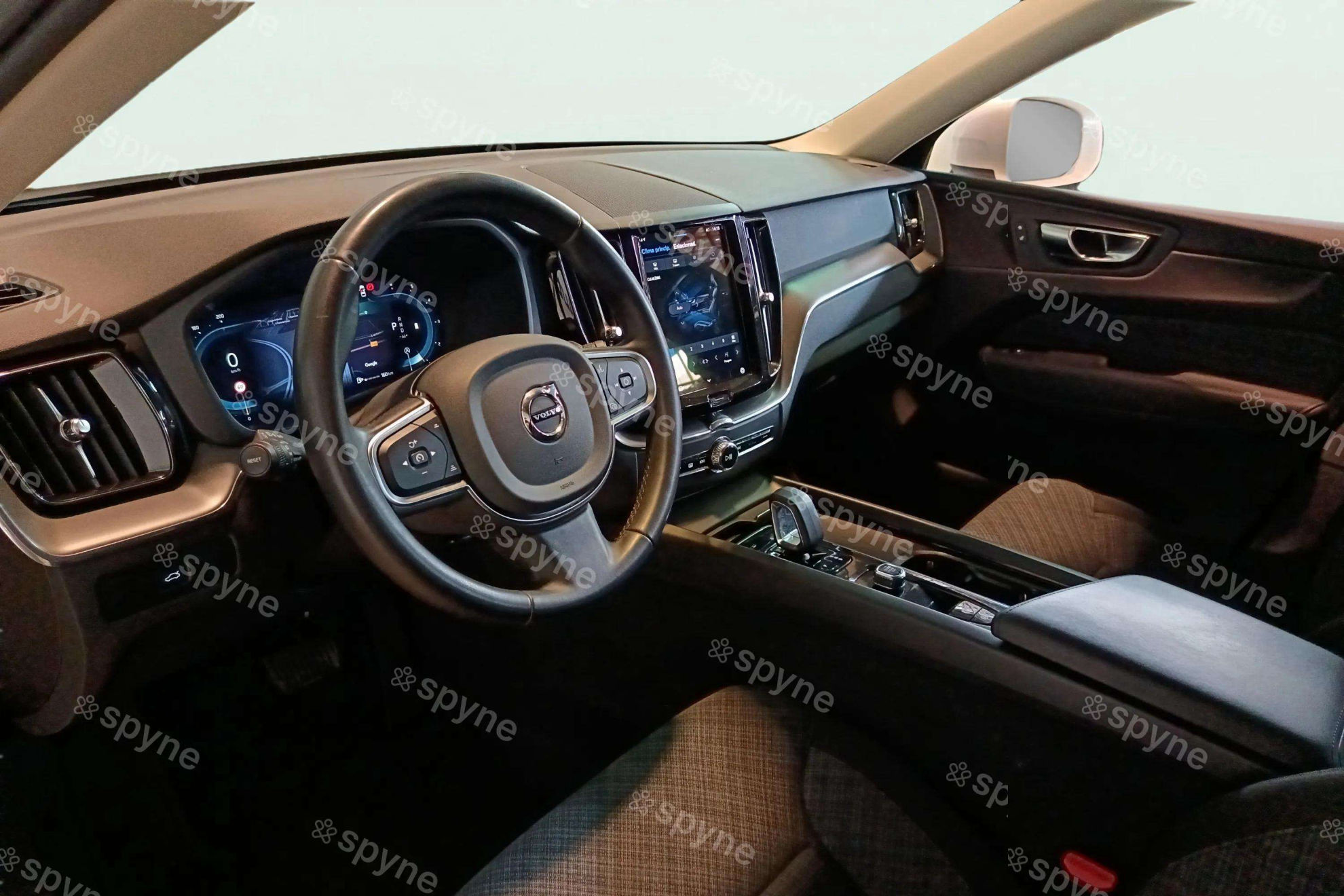 Volvo XC60 2.0 B4 D Core - foto 12