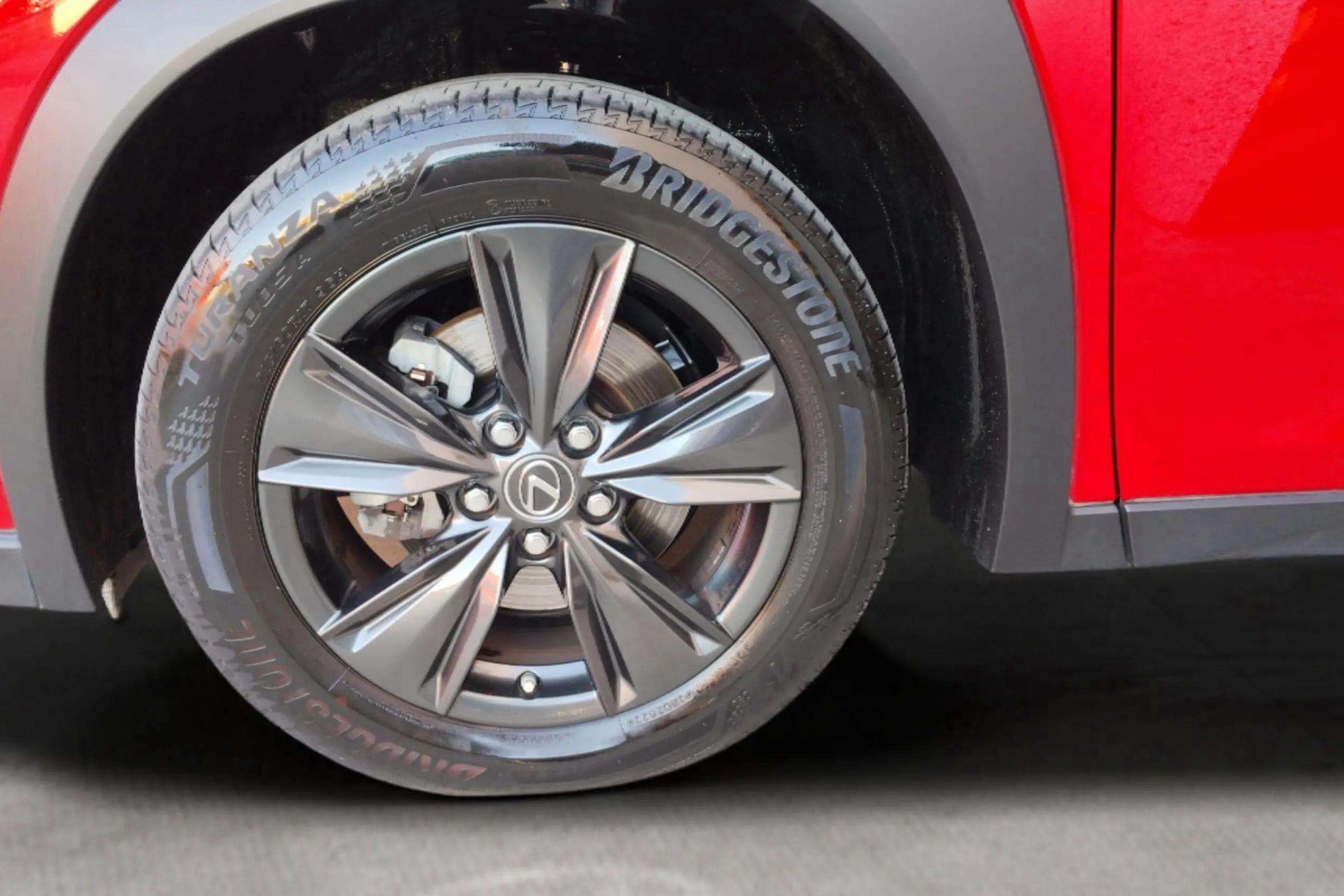 Lexus UX 2.0 250h Business - foto 28