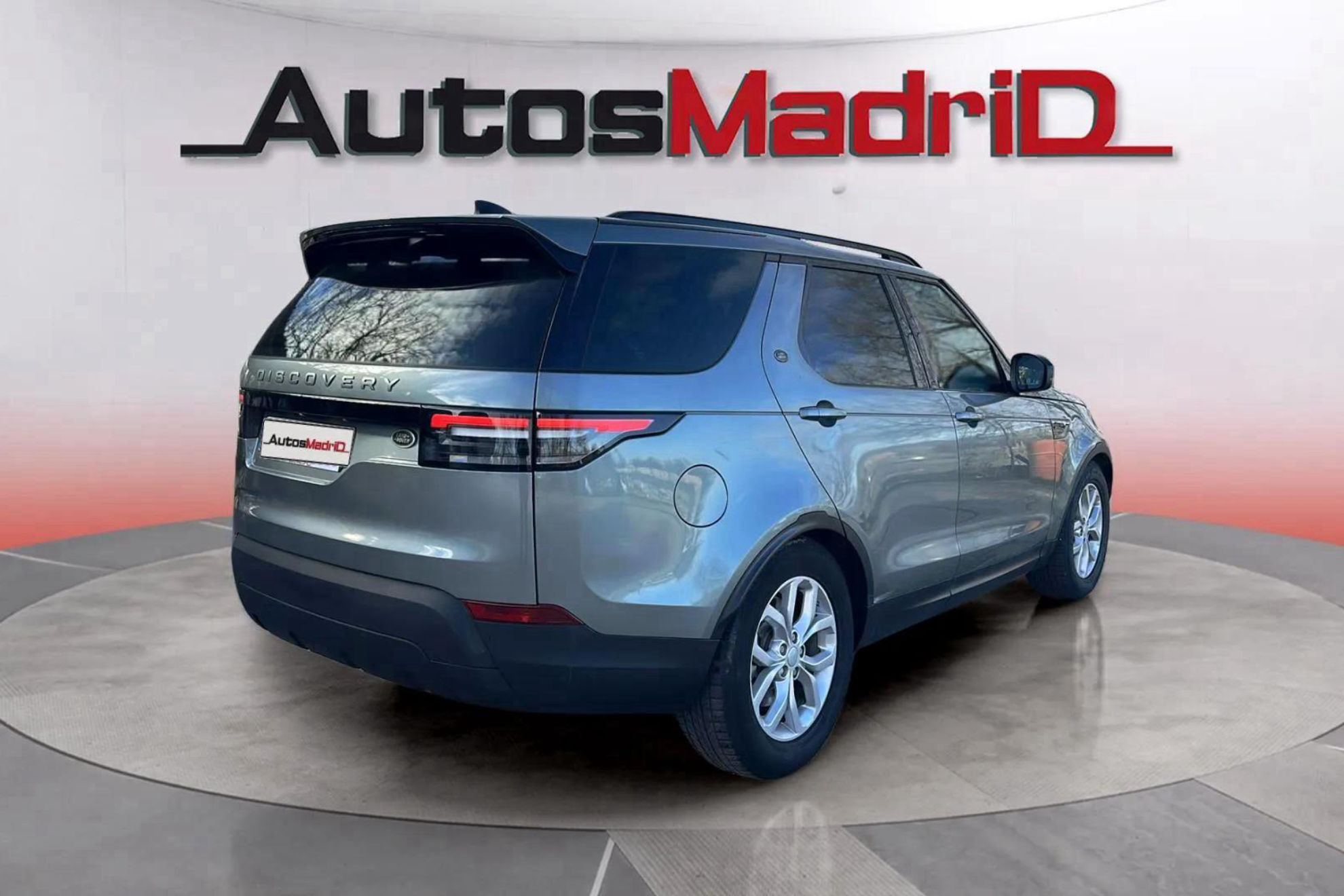 Land Rover Discovery 2.0 I4 TD4 SE - foto 3