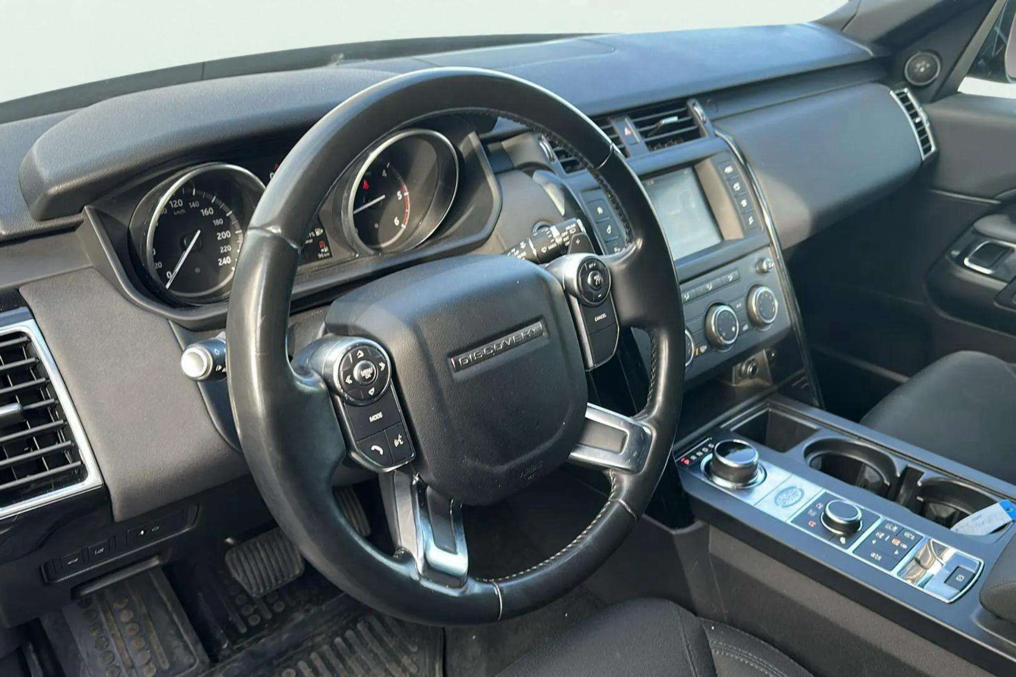 Land Rover Discovery 2.0 I4 TD4 SE - foto 9