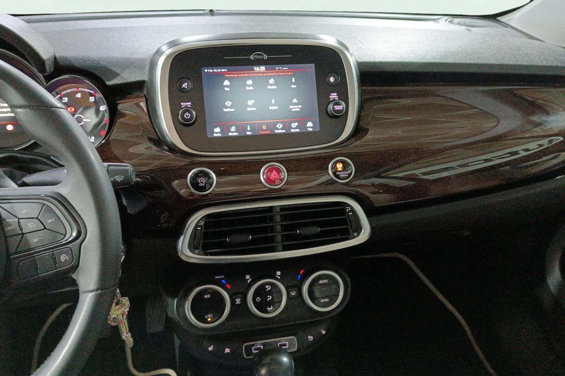 Fiat 500X Yacht Club Capri 1.3 Firef. DCT - foto 11
