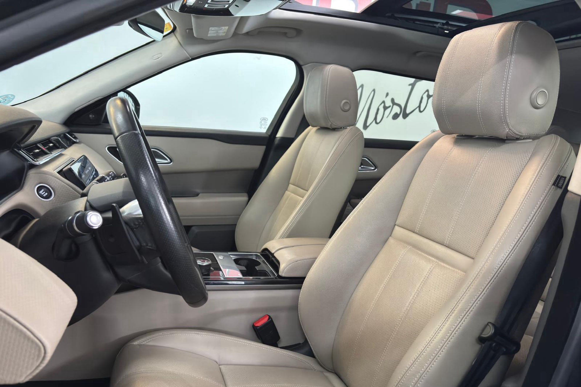 Land Rover Range Rover Velar 2.0 D240 SE 4WD - foto 13