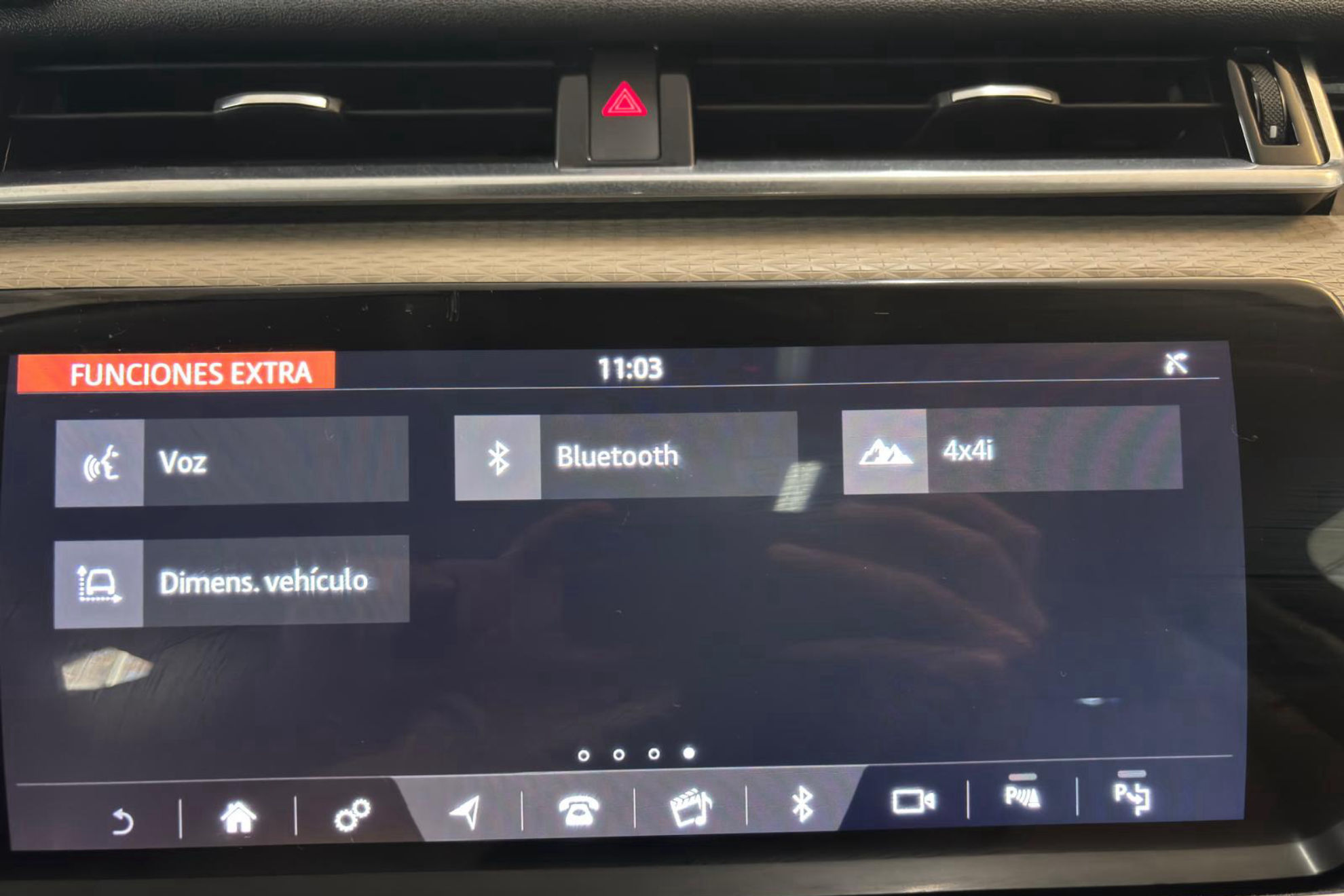 Land Rover Range Rover Velar 2.0 D240 SE 4WD - foto 32