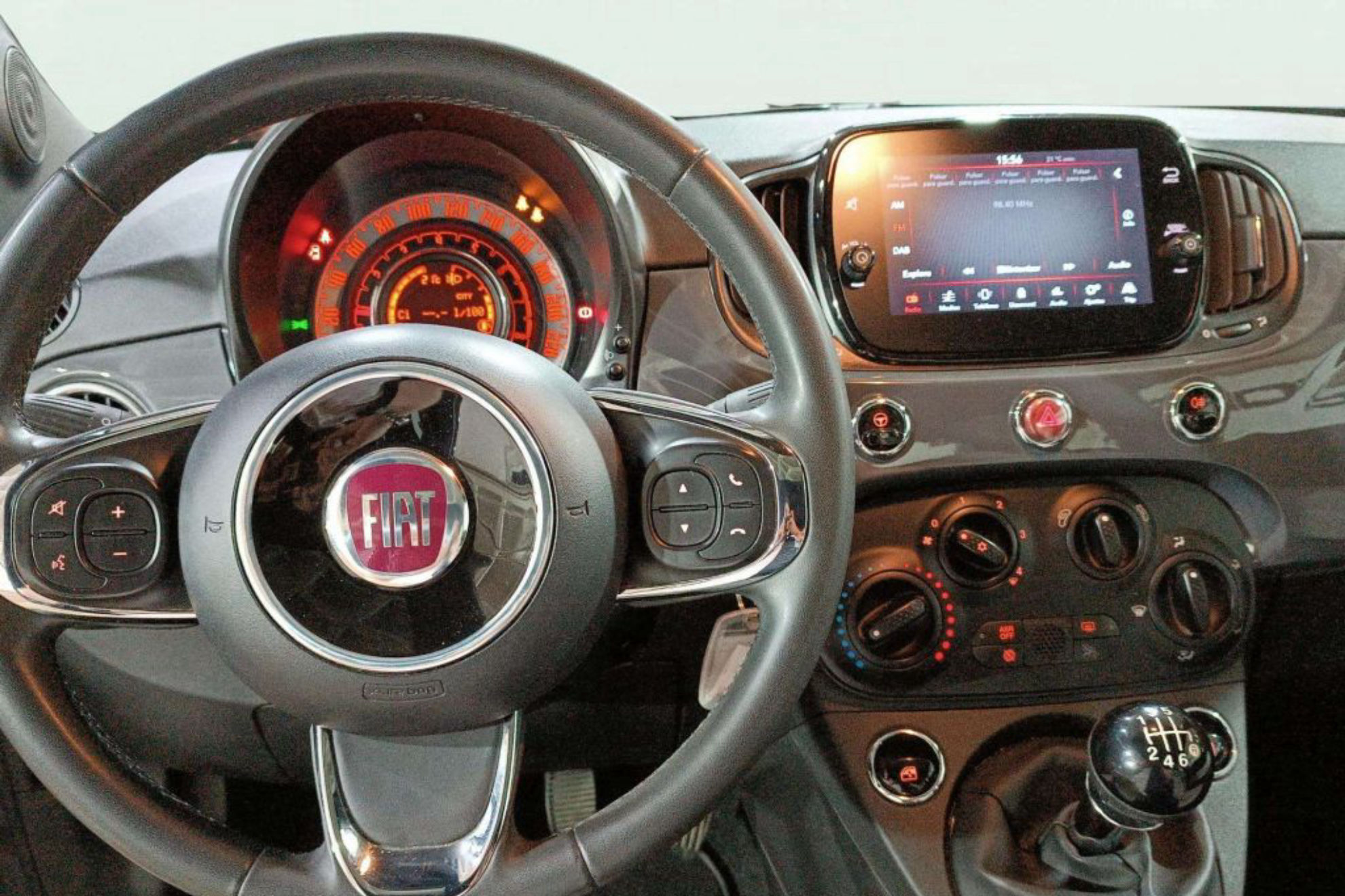 Fiat 500 Dolcevita 1.0 Hybrid - foto 12