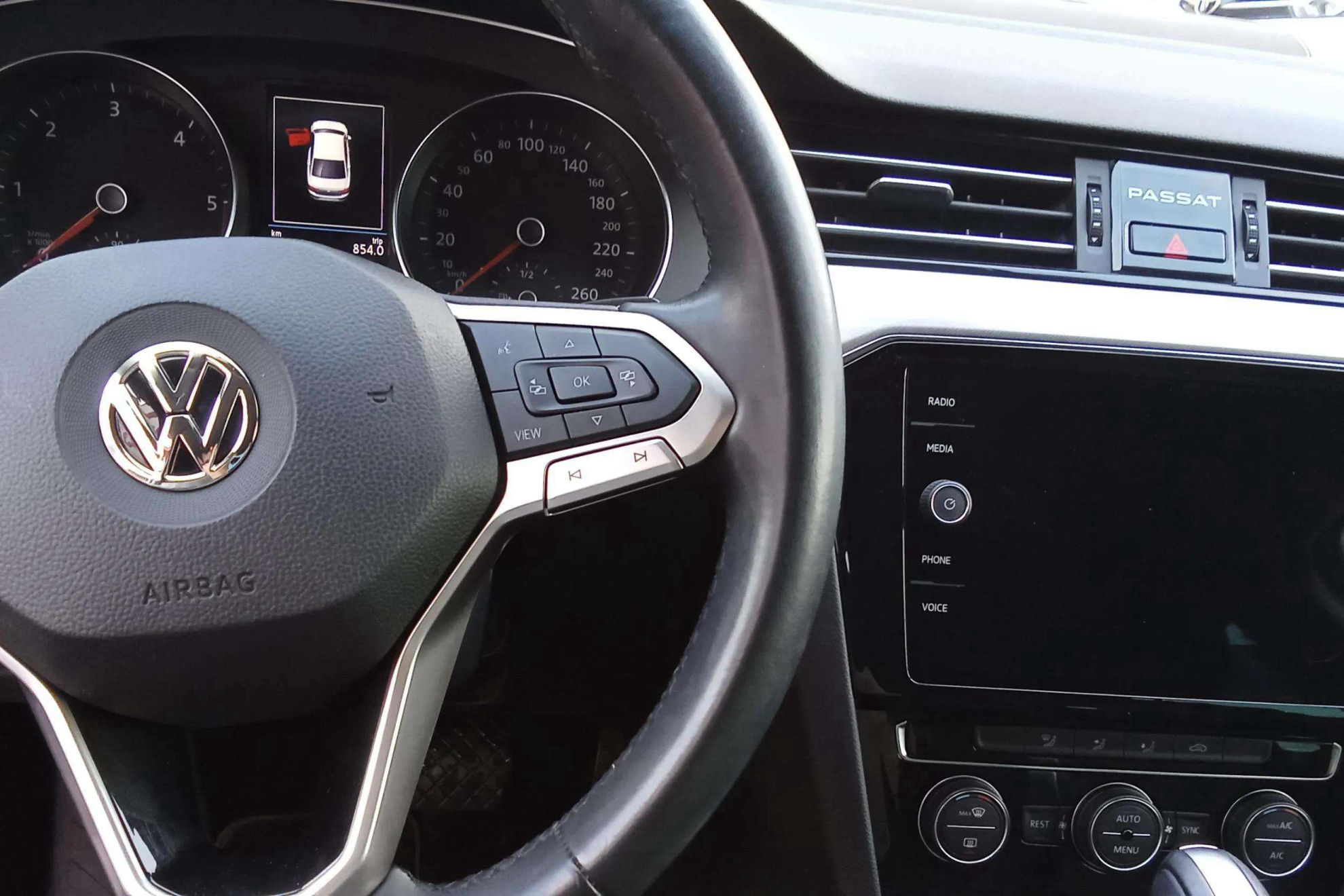 Volkswagen Passat 1.6 TDI DSG - foto 14