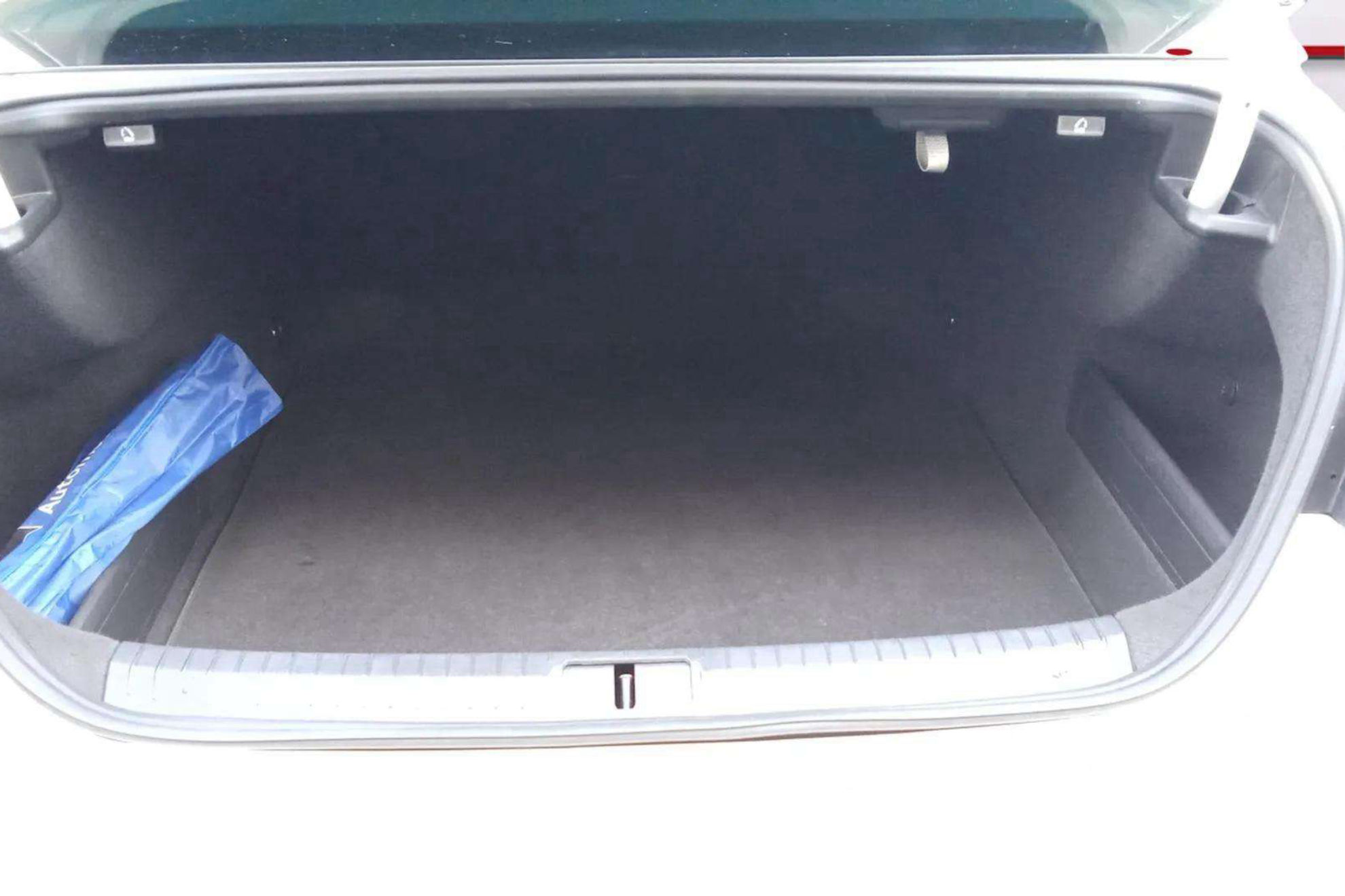 Volkswagen Passat 1.6 TDI DSG - foto 17