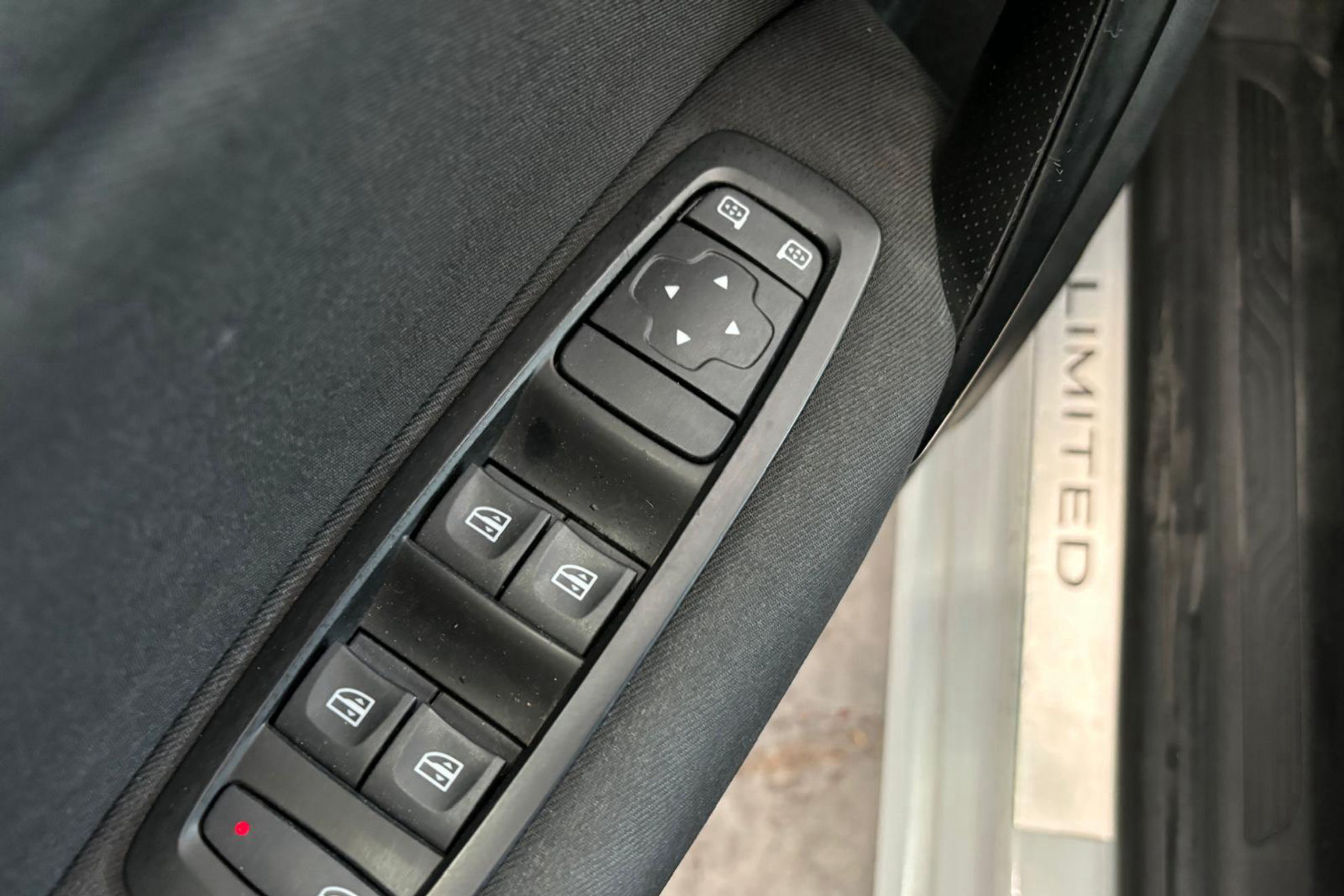 Renault Mégane Limited Blue dCi - foto 12