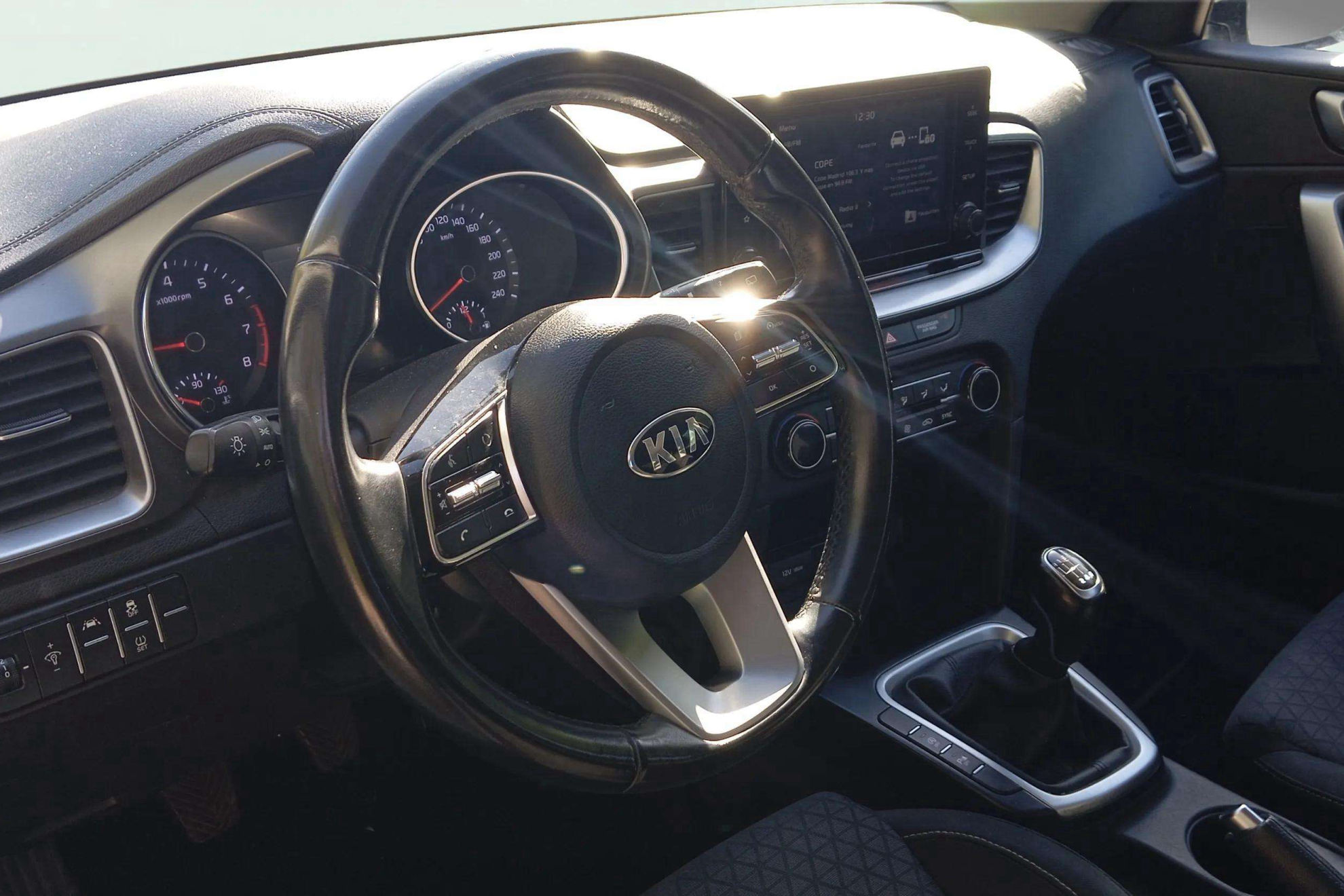 Kia Ceed 1.0 T-GDi Drive - foto 16
