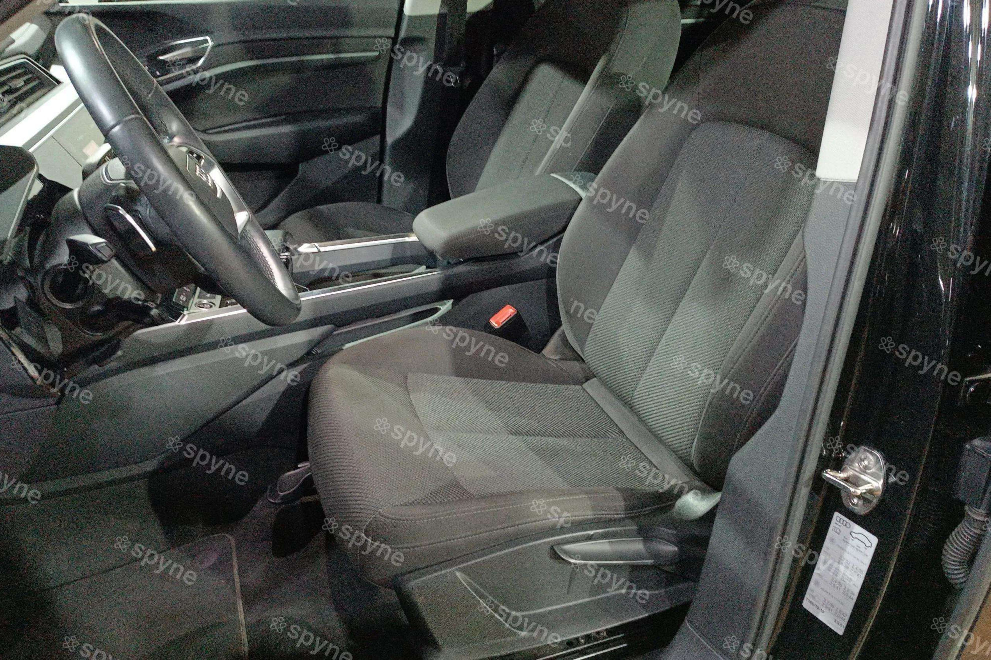 Audi e-tron 50 quattro - foto 14
