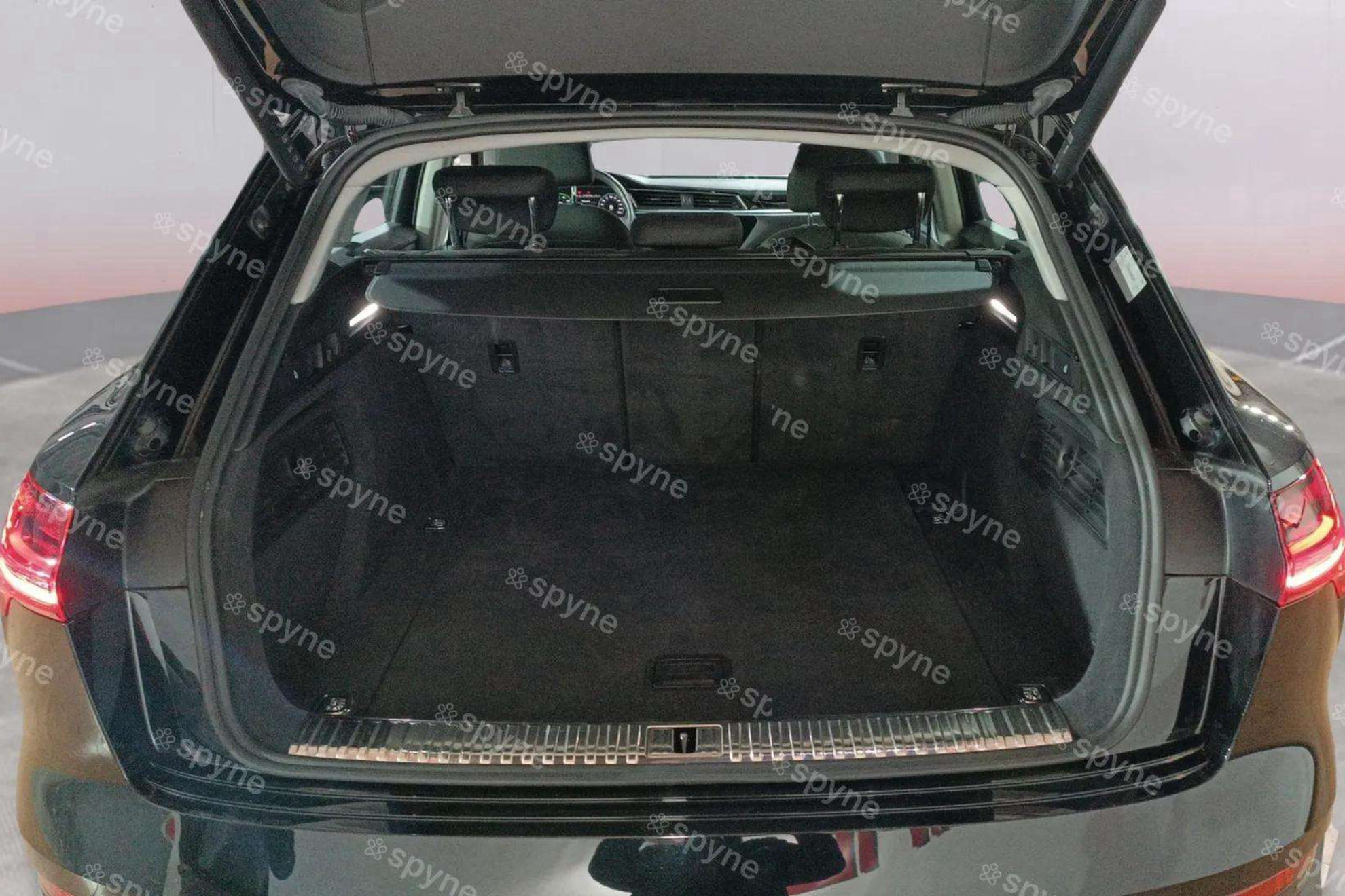 Audi e-tron 50 quattro - foto 7