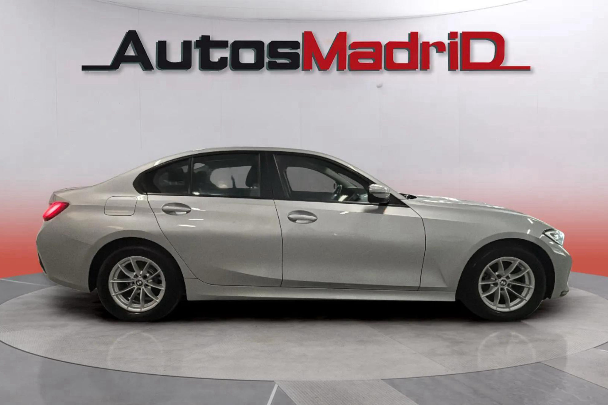 BMW Serie 3 320d - foto 6