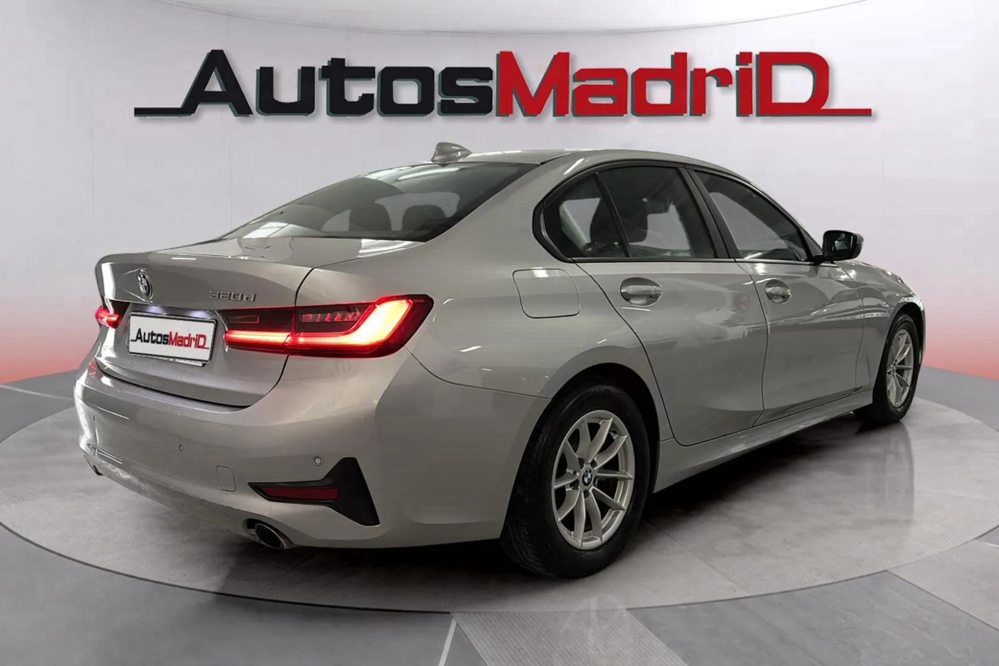 BMW Serie 3 320d - foto 5