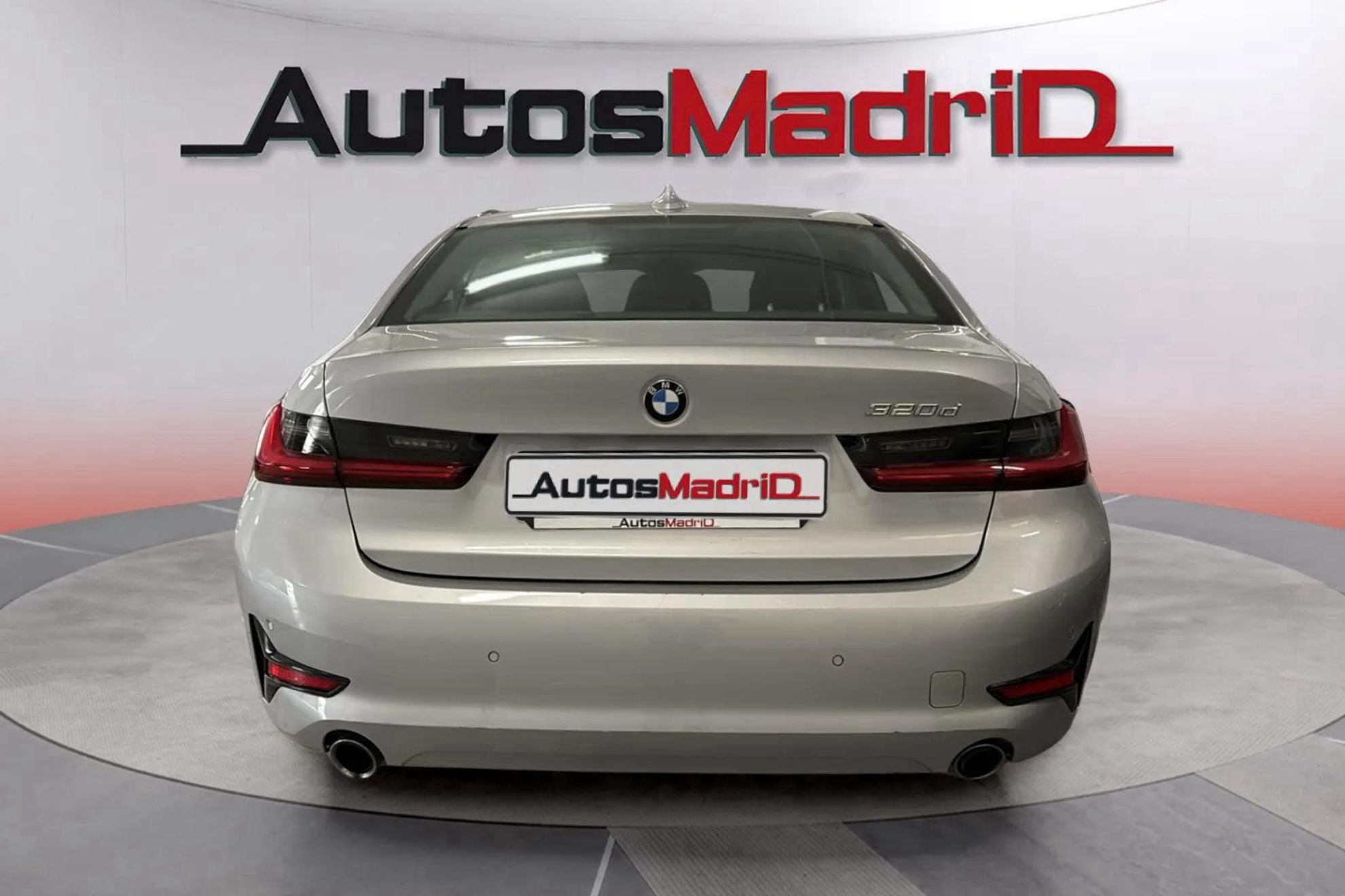 BMW Serie 3 320d - foto 7
