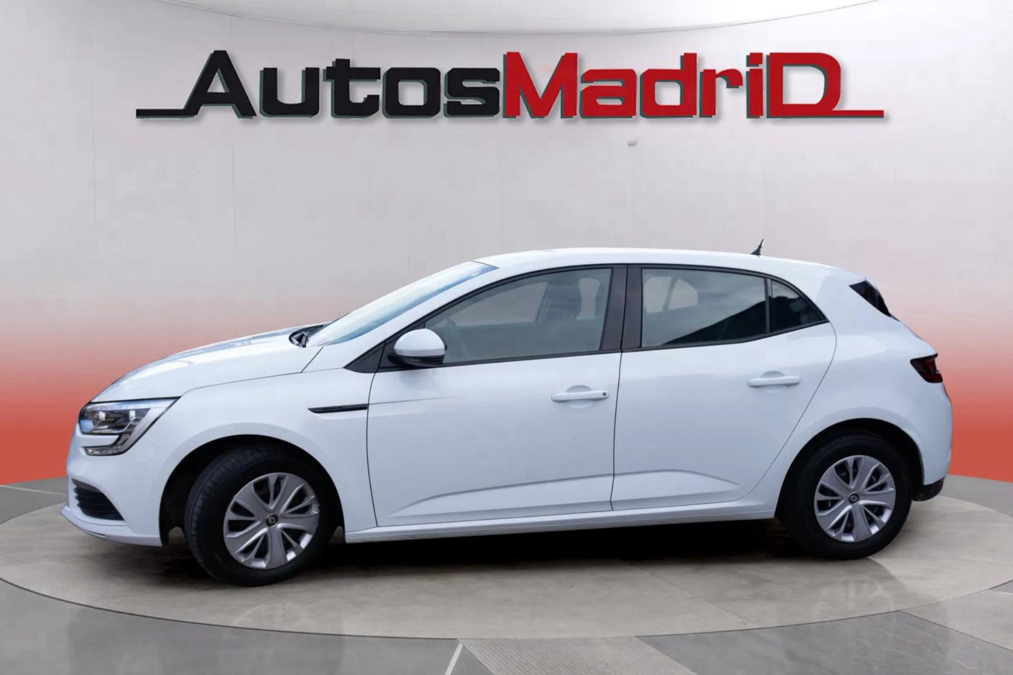 Renault Mégane S.T. Life TCe GPF 18 - foto 3