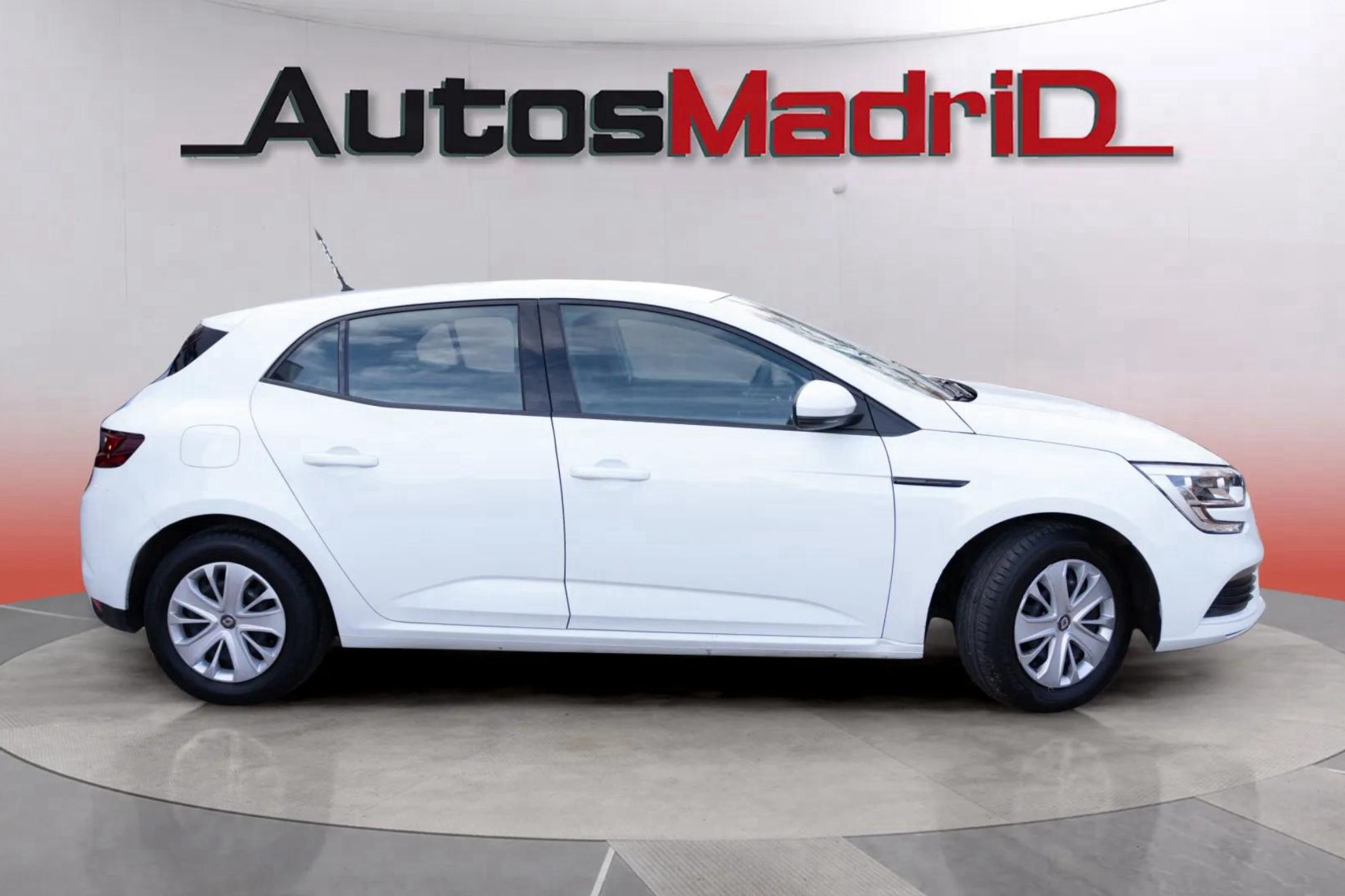 Renault Mégane S.T. Life TCe GPF 18 - foto 7