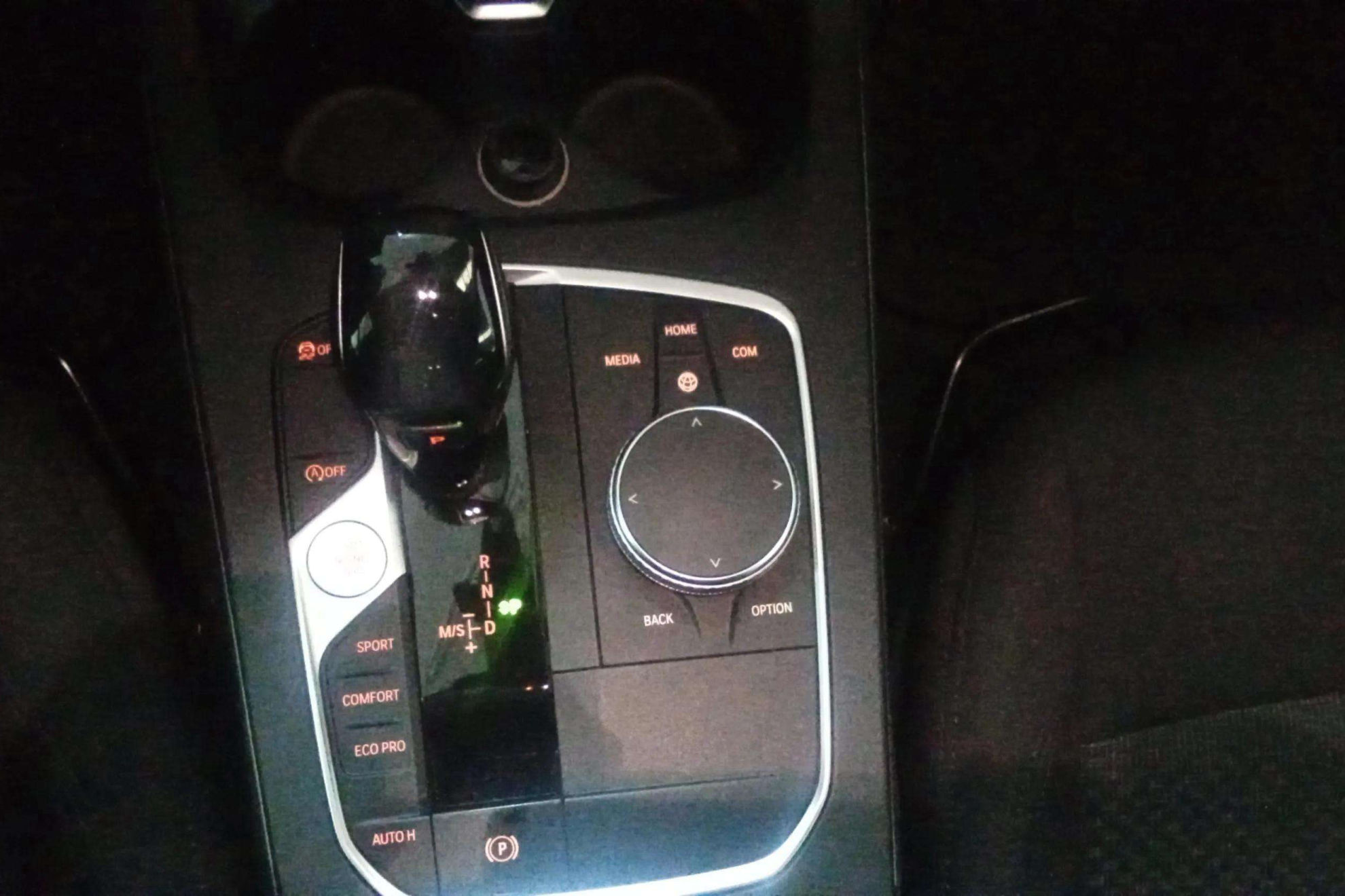 BMW Serie 1 118i - foto 10