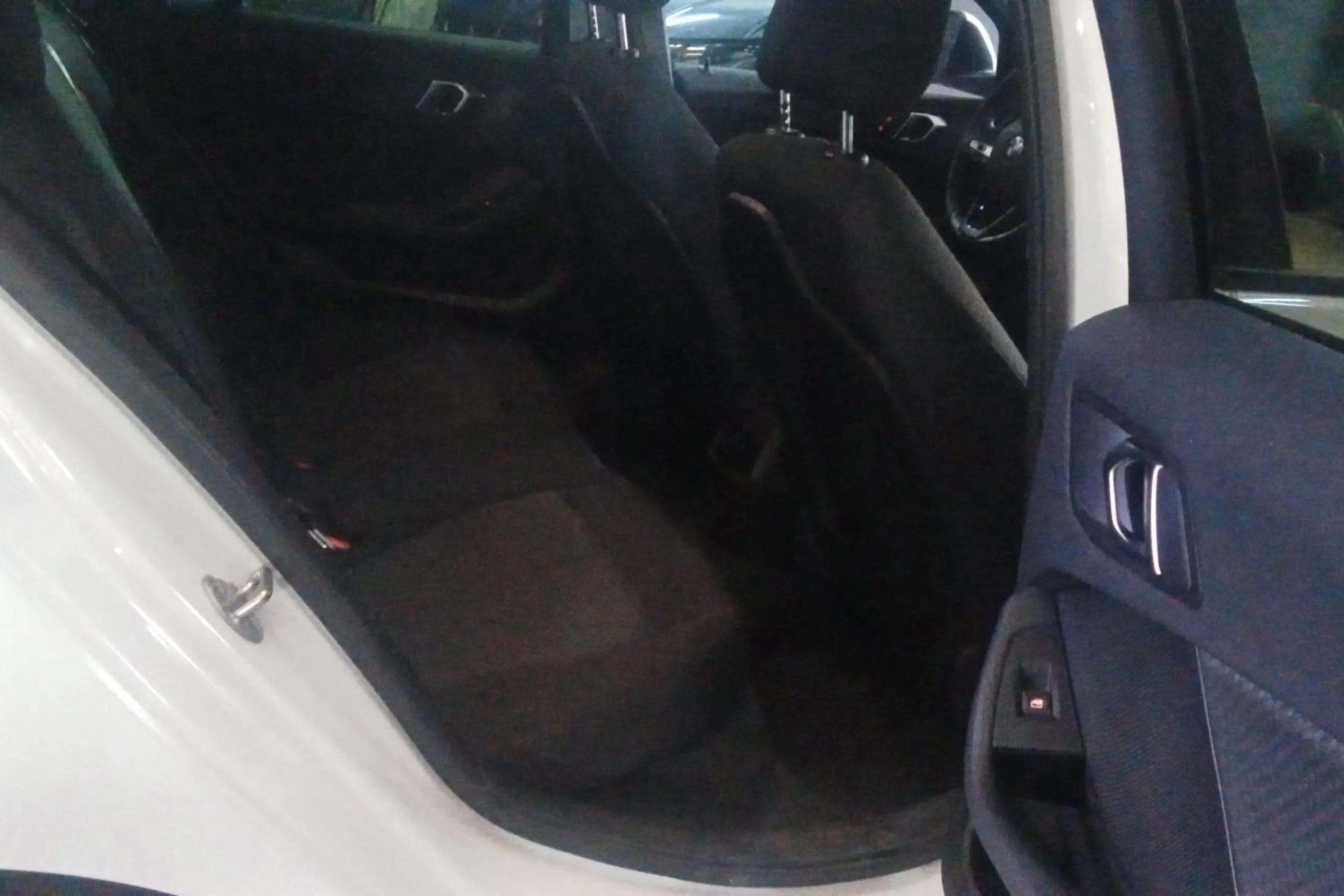 BMW Serie 1 118i - foto 20
