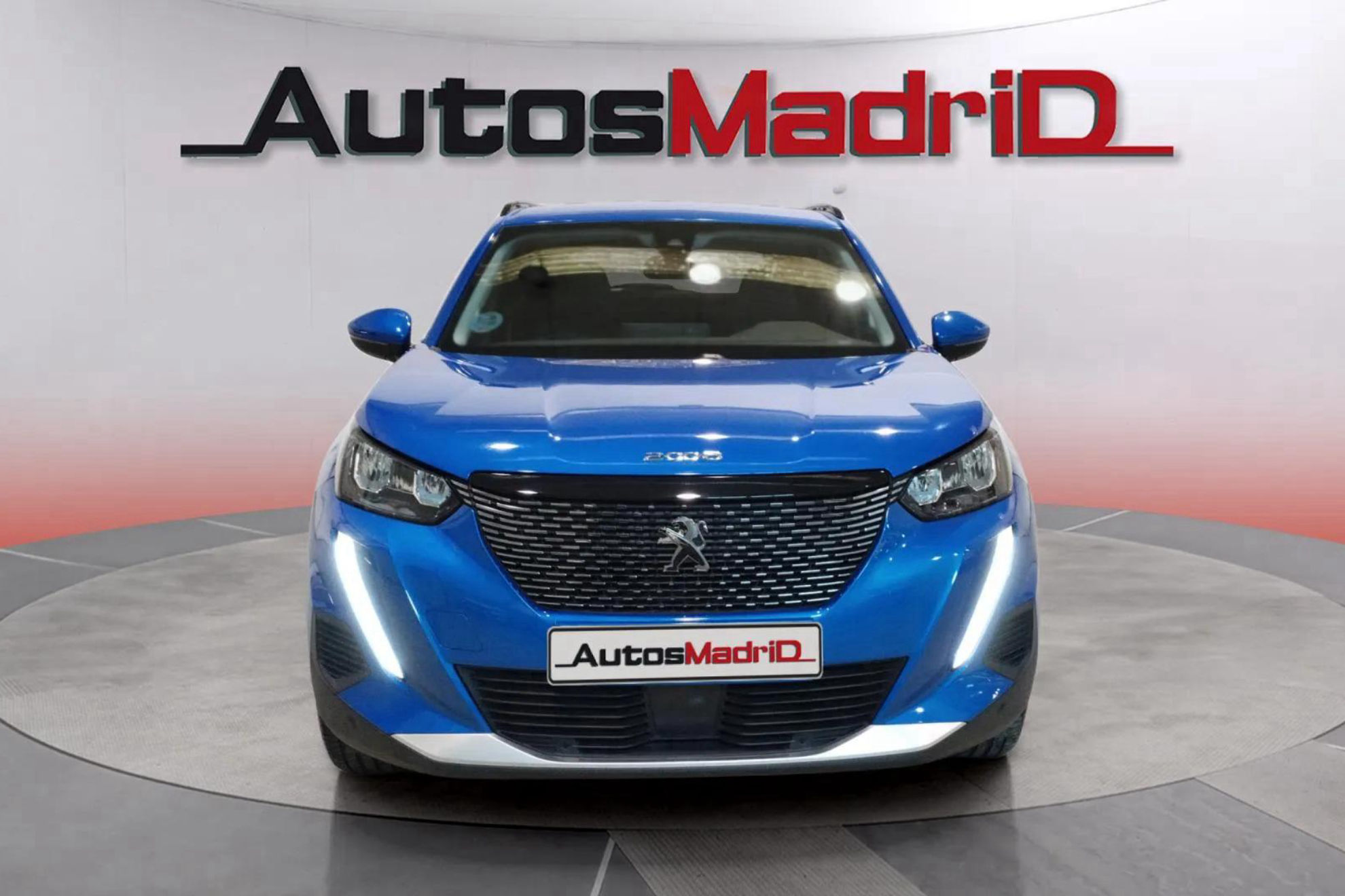Peugeot 2008 Allure PureTech 130 BVM6 - foto 8